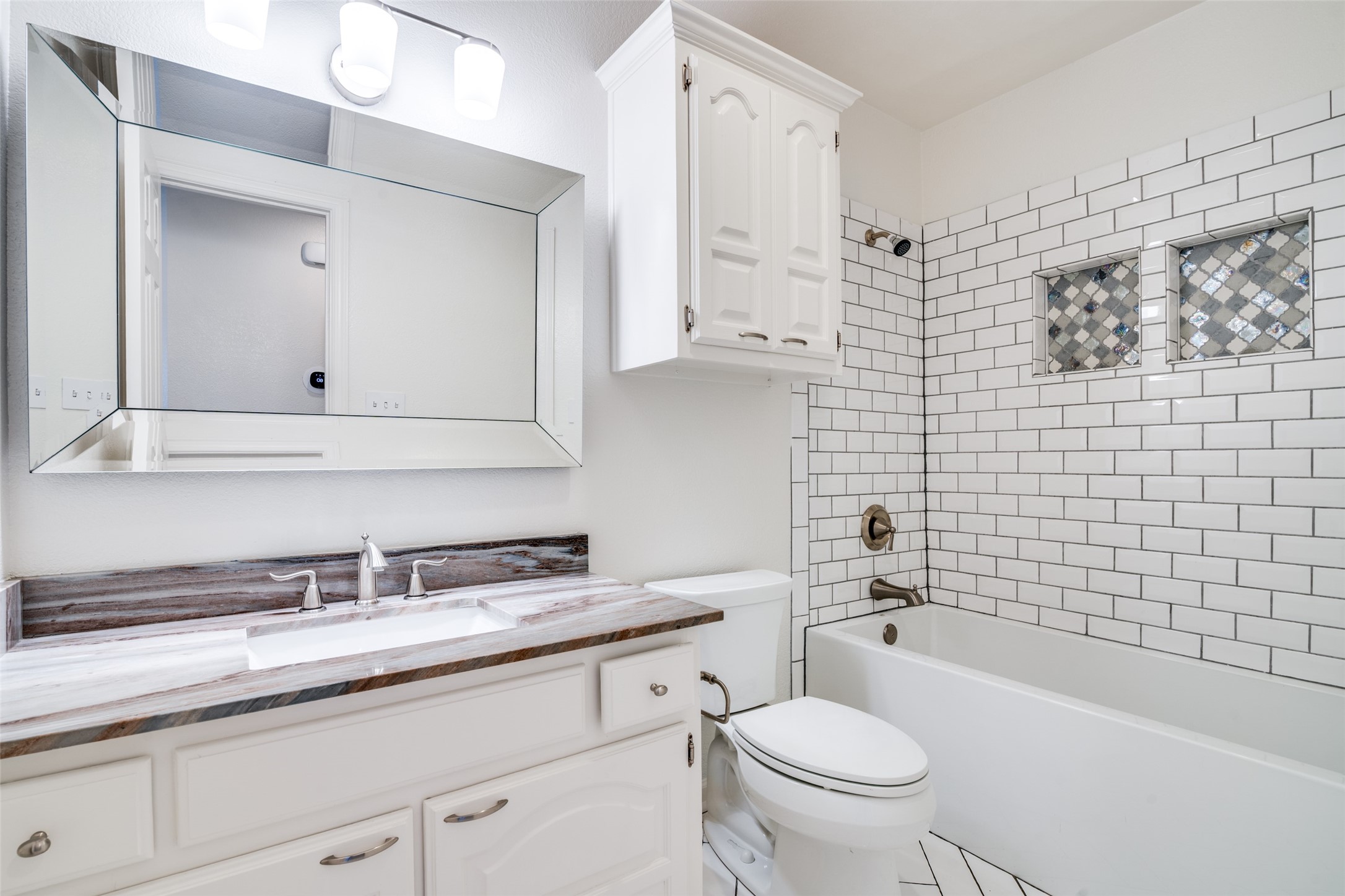 111 Hunters Glen Drive