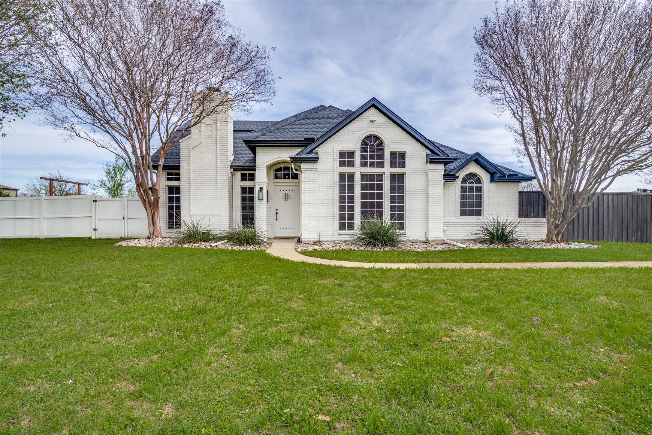 111 Hunters Glen Drive
