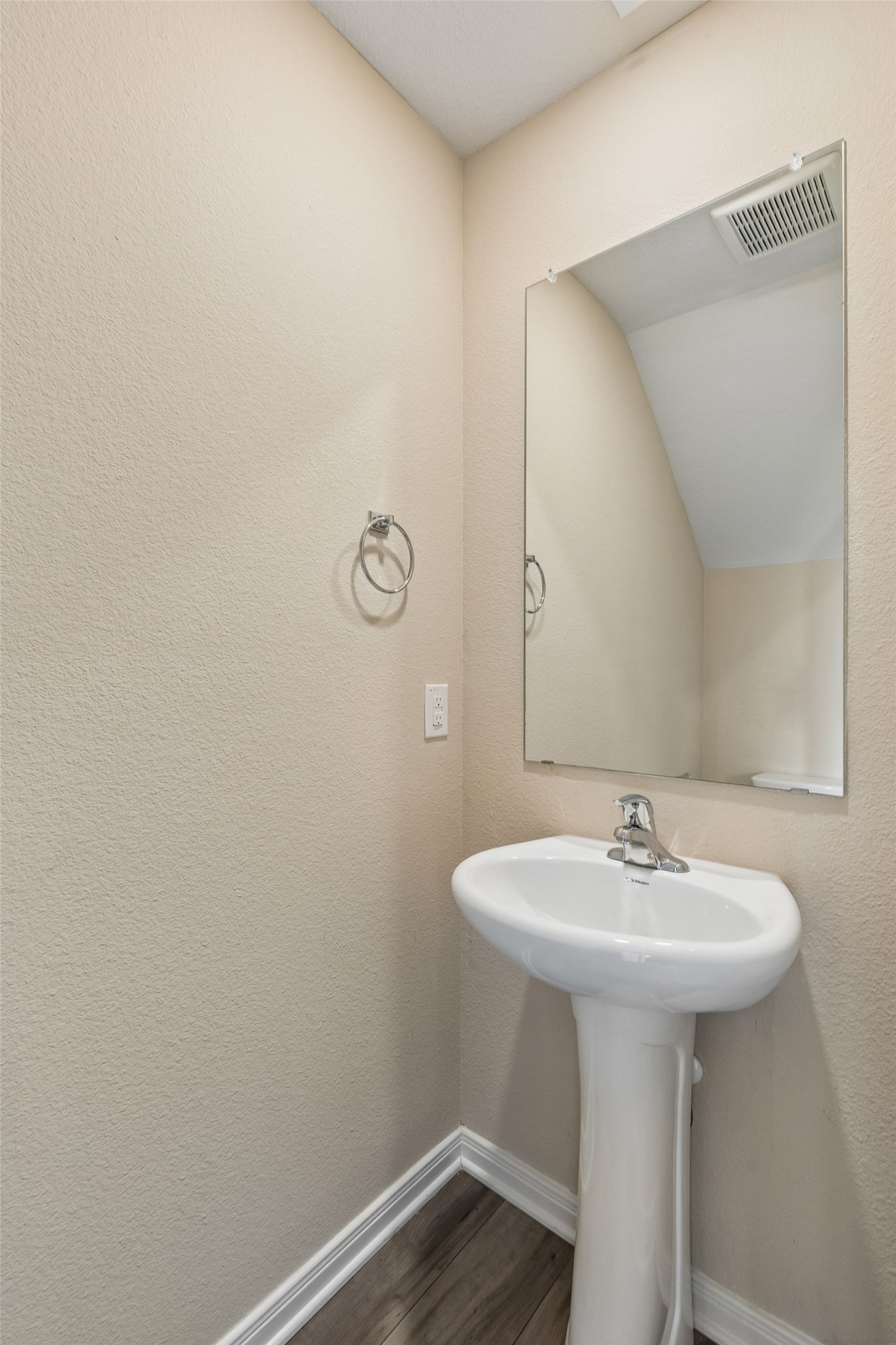 230 Enchanted Way