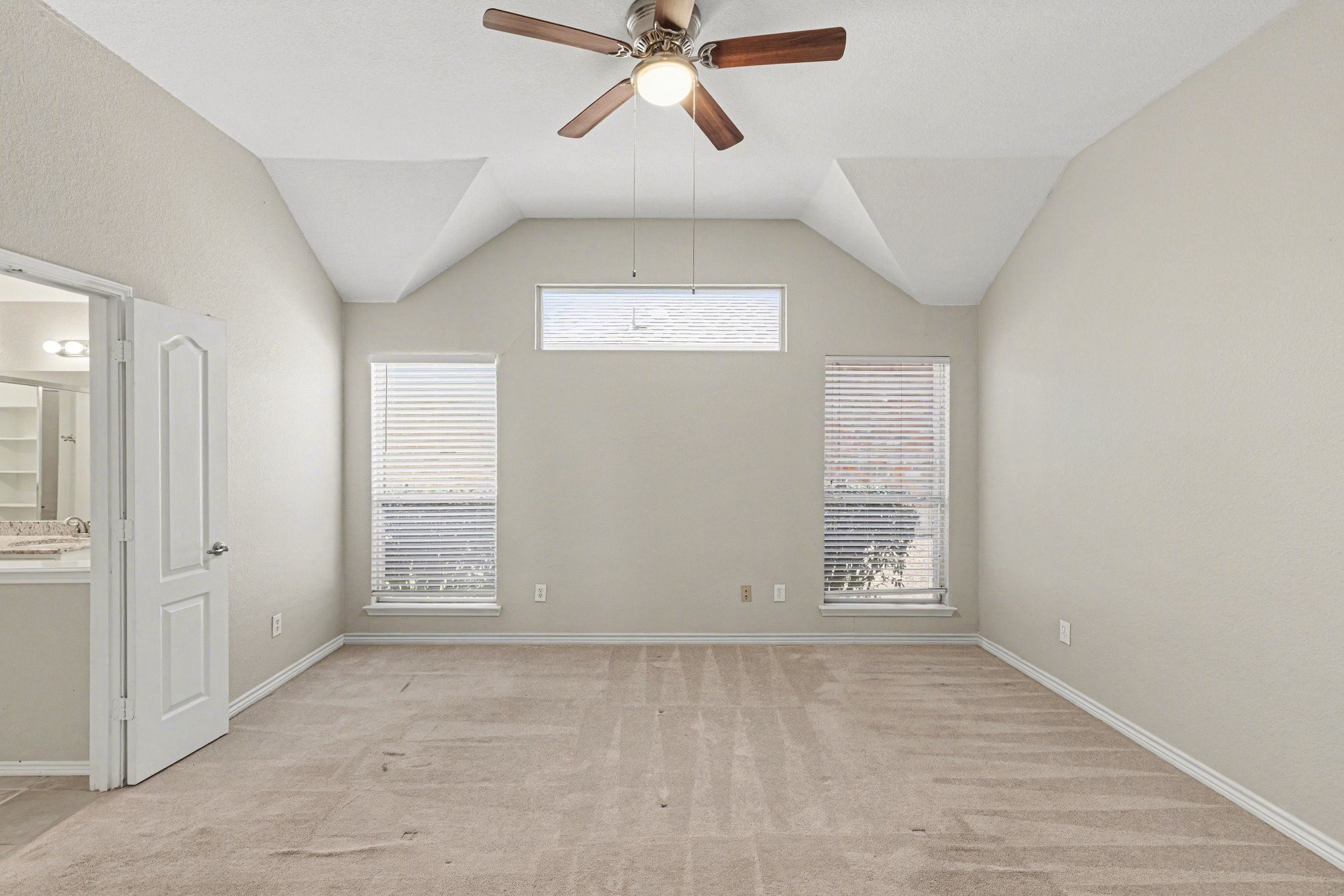 11816 Rocky Point Drive