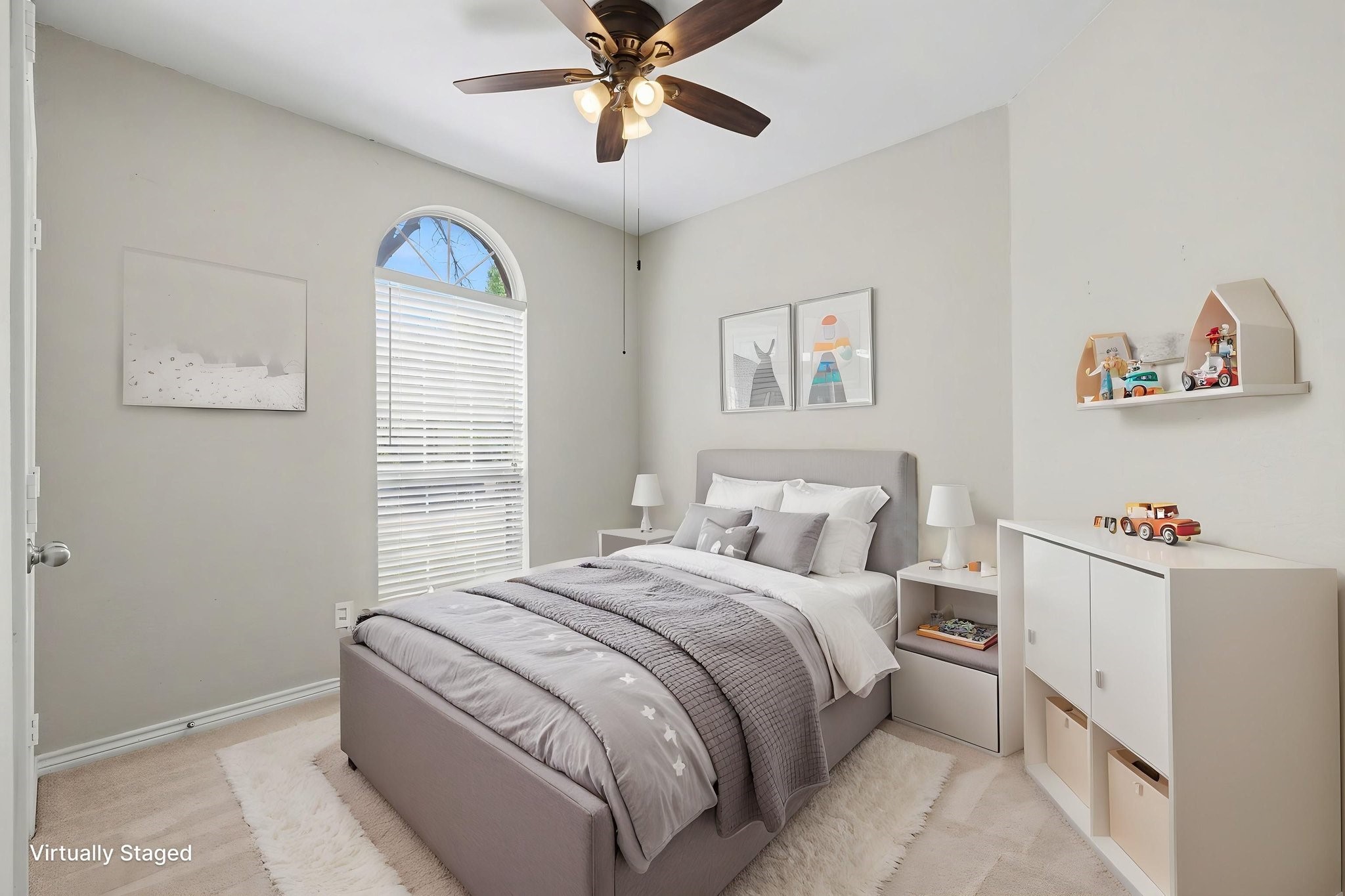 11816 Rocky Point Drive