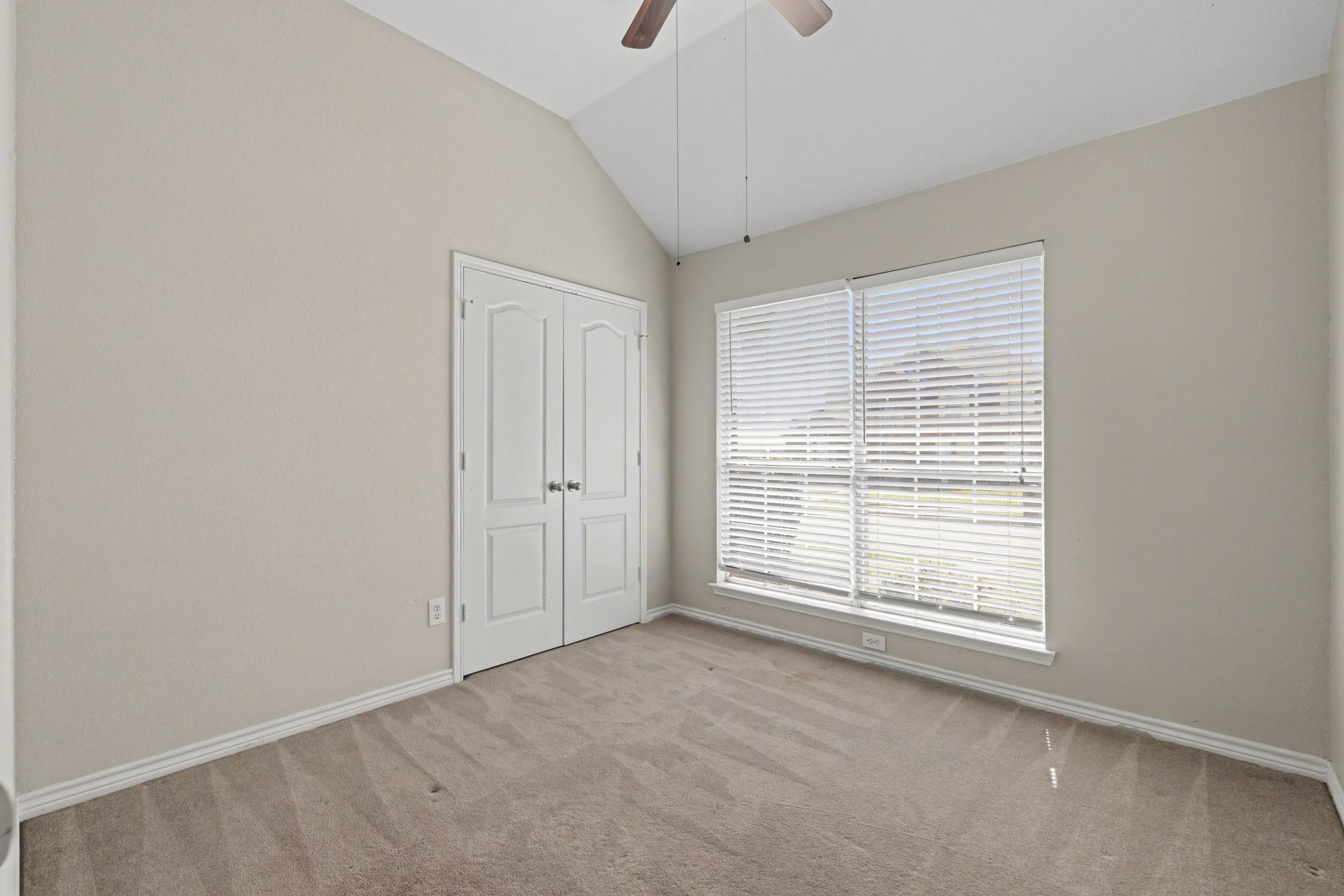 11816 Rocky Point Drive