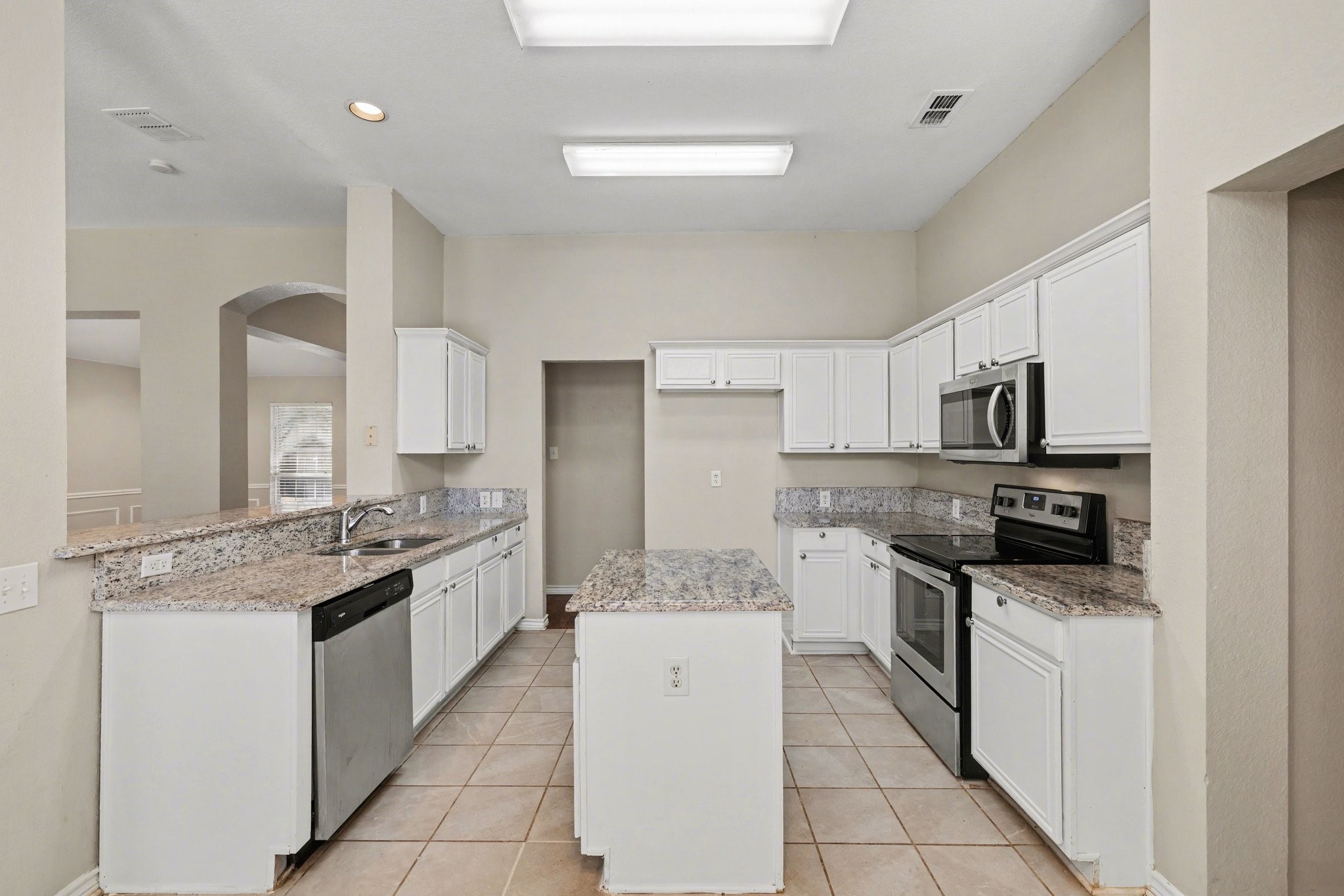 11816 Rocky Point Drive