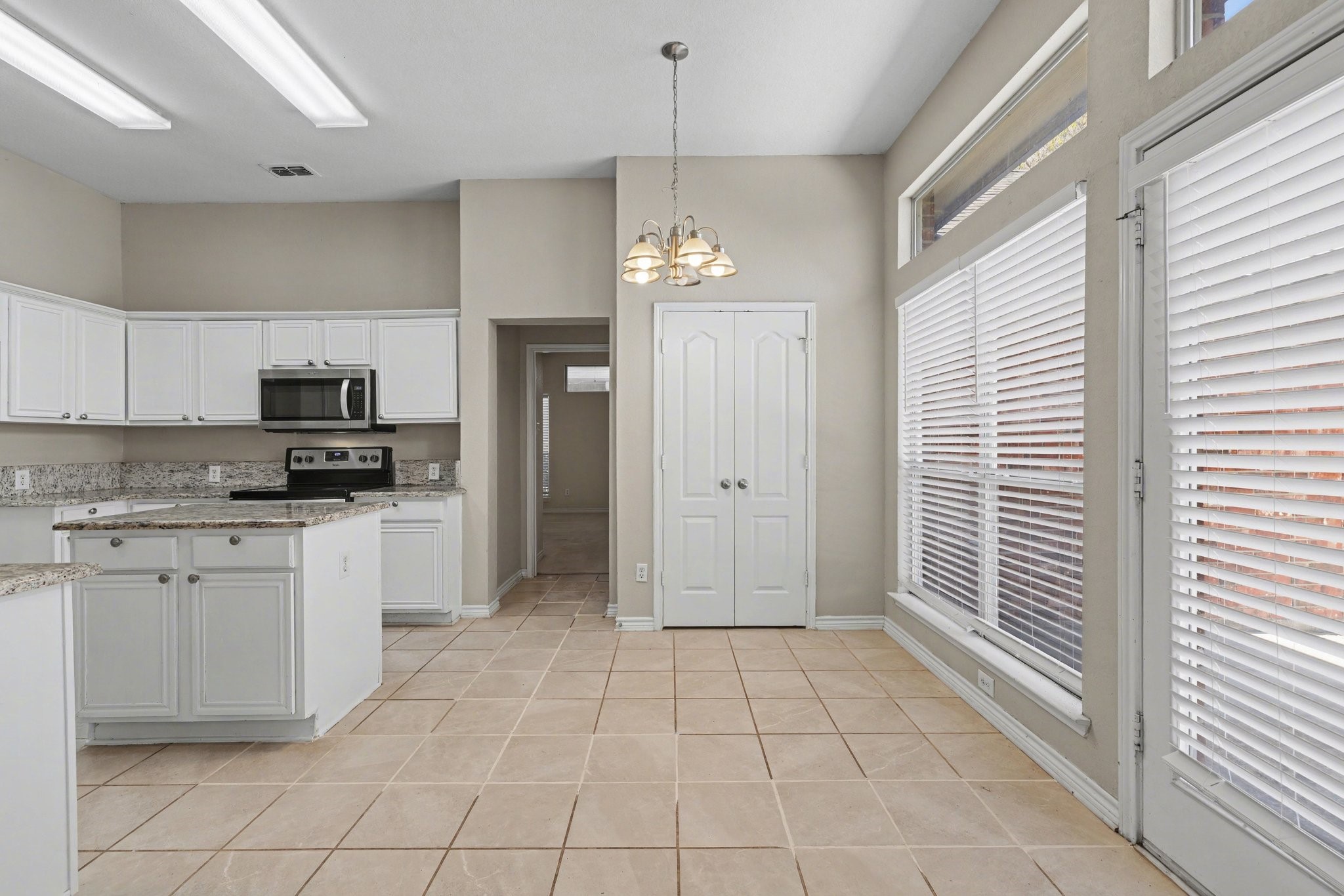 11816 Rocky Point Drive