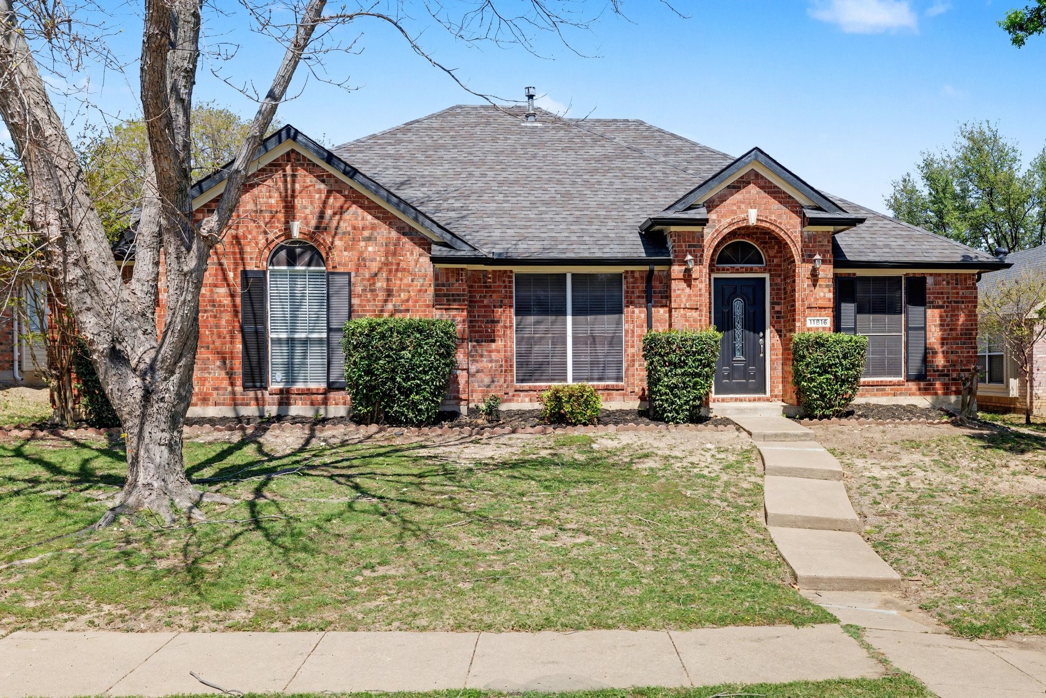 11816 Rocky Point Drive