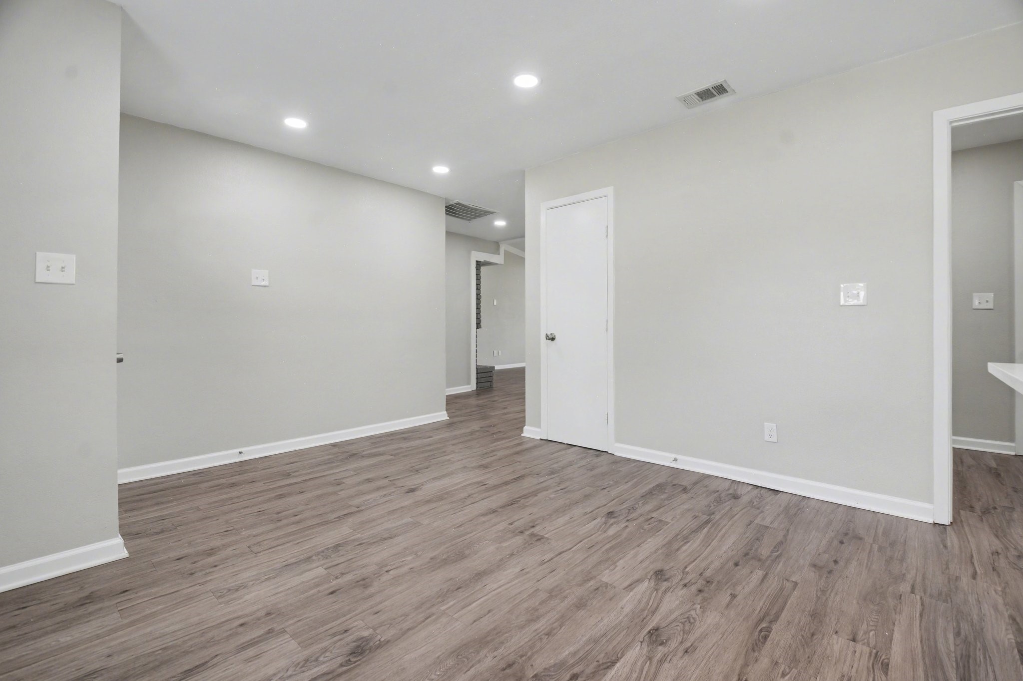2901 Mill Trail