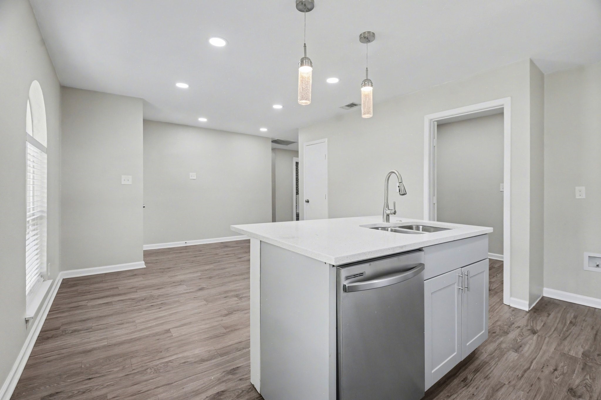 2901 Mill Trail