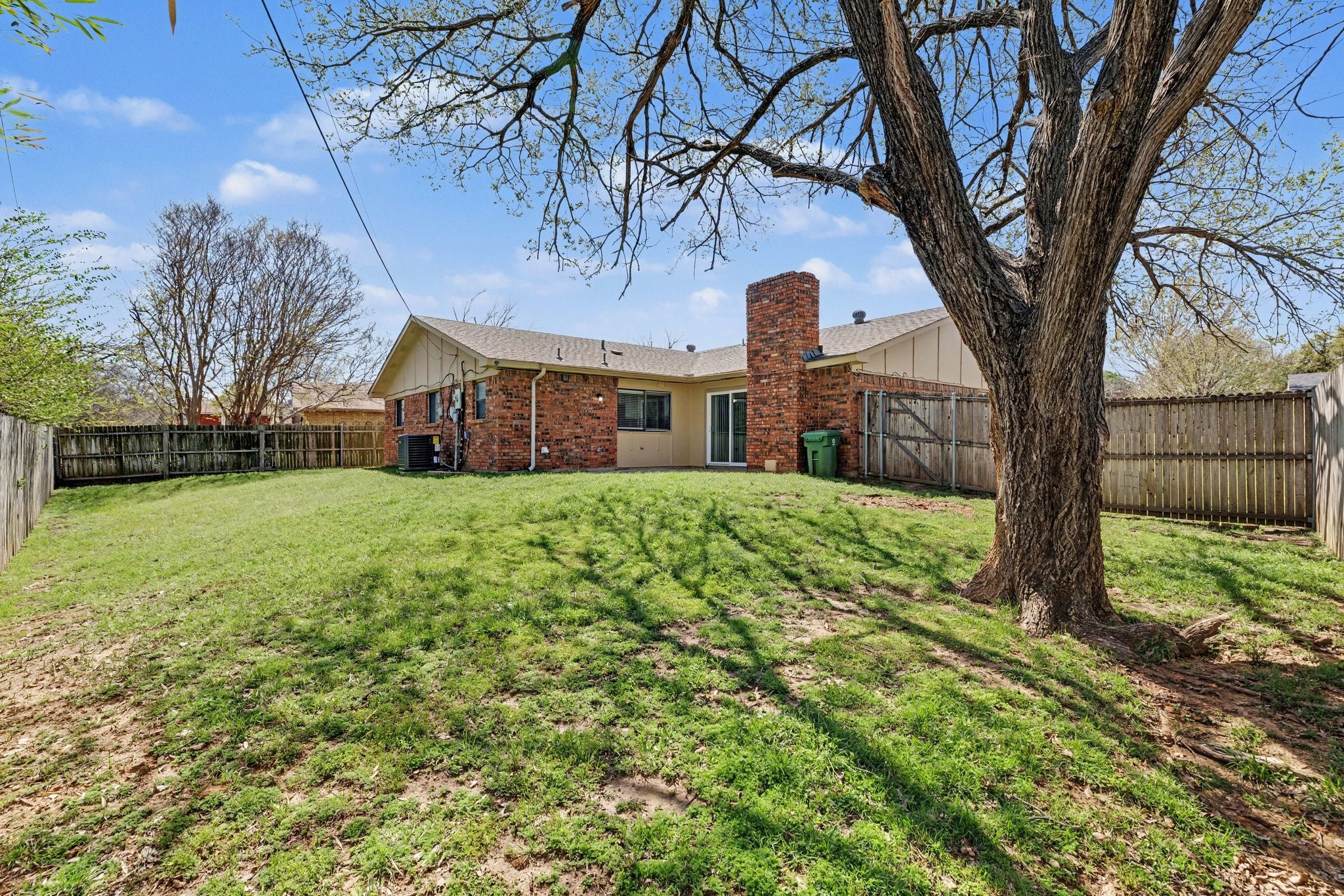 2312 Chinaberry Drive