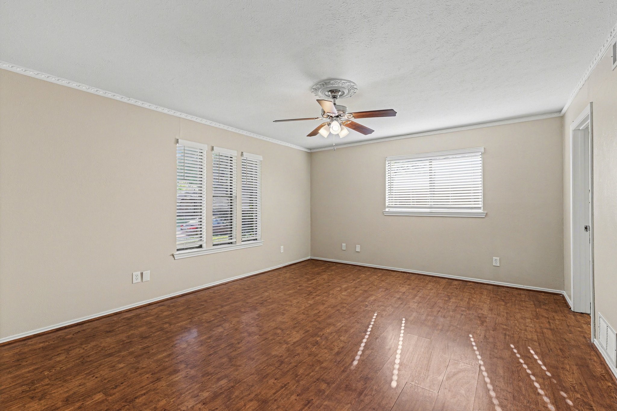 1020 Oxfordshire Drive