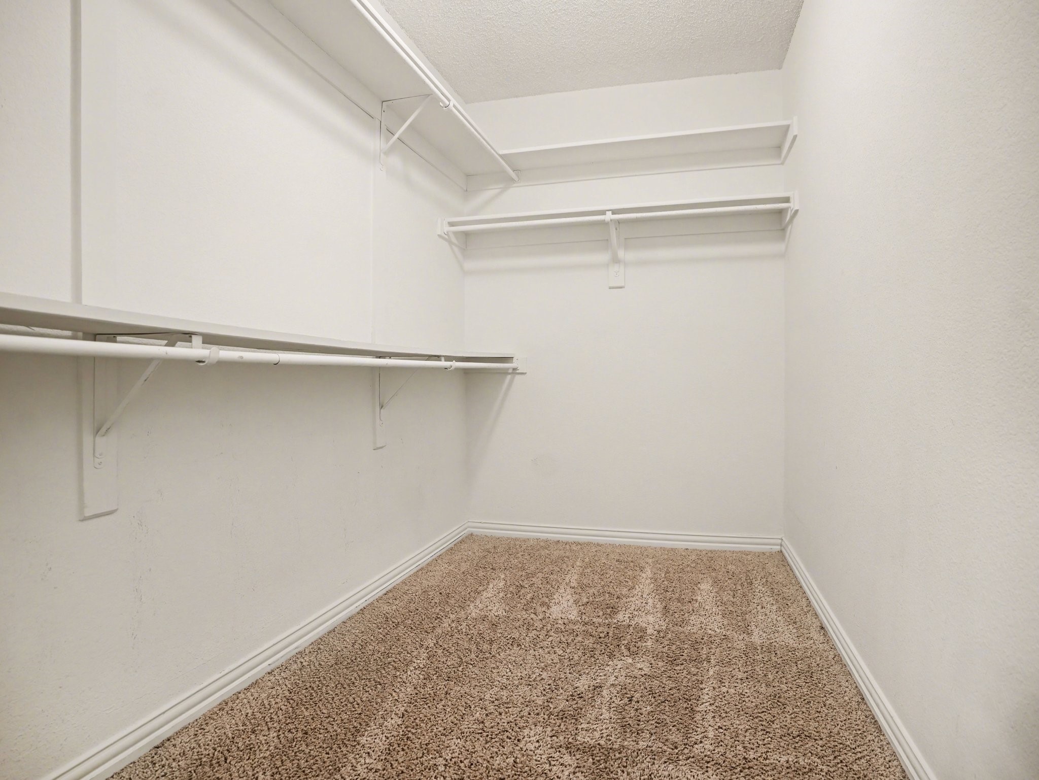 636 Dover Heights Trail