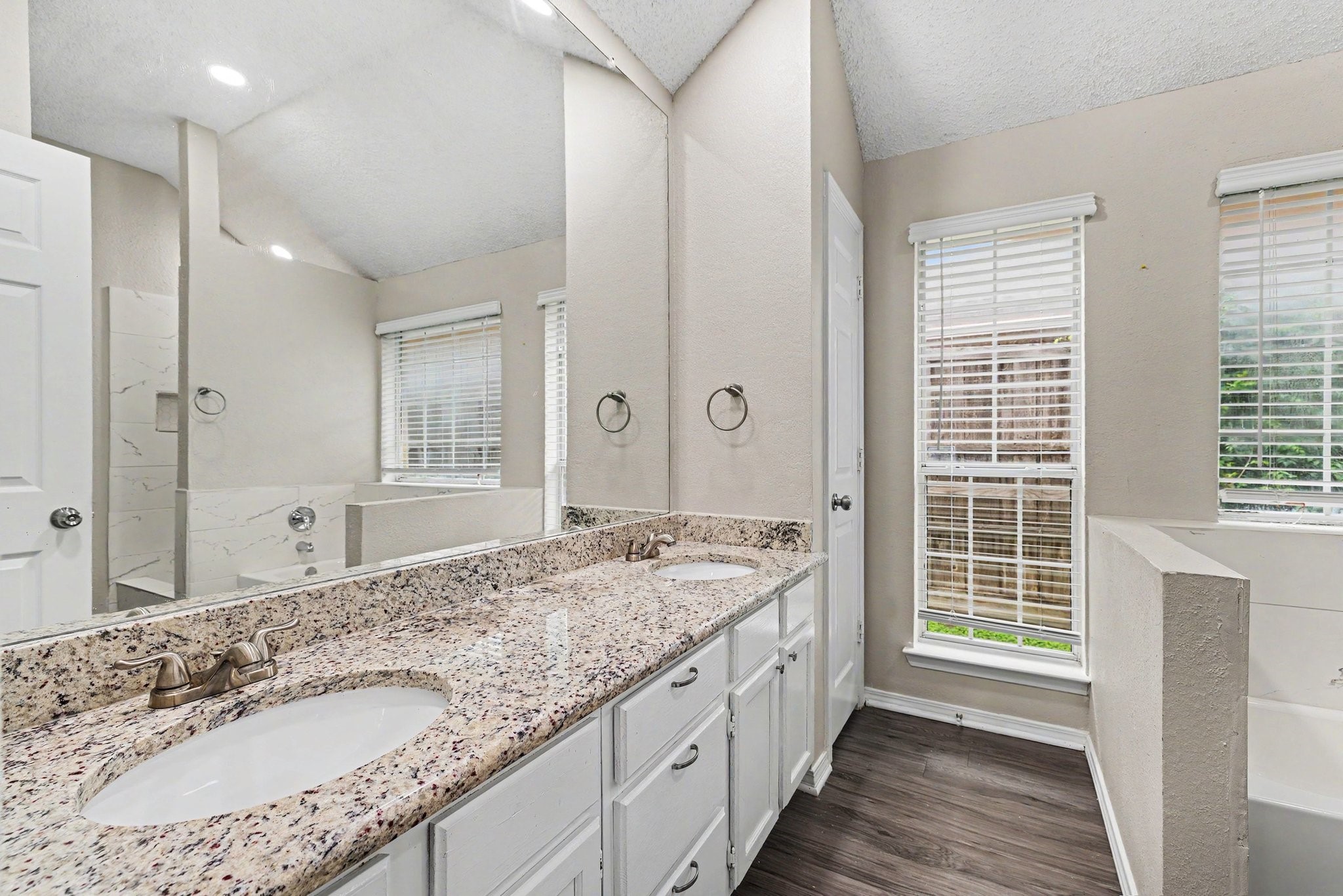 2741 Salado Trail