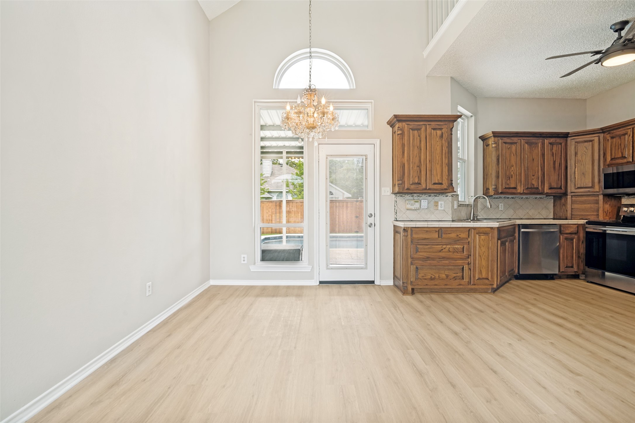 143 Cresthaven Drive