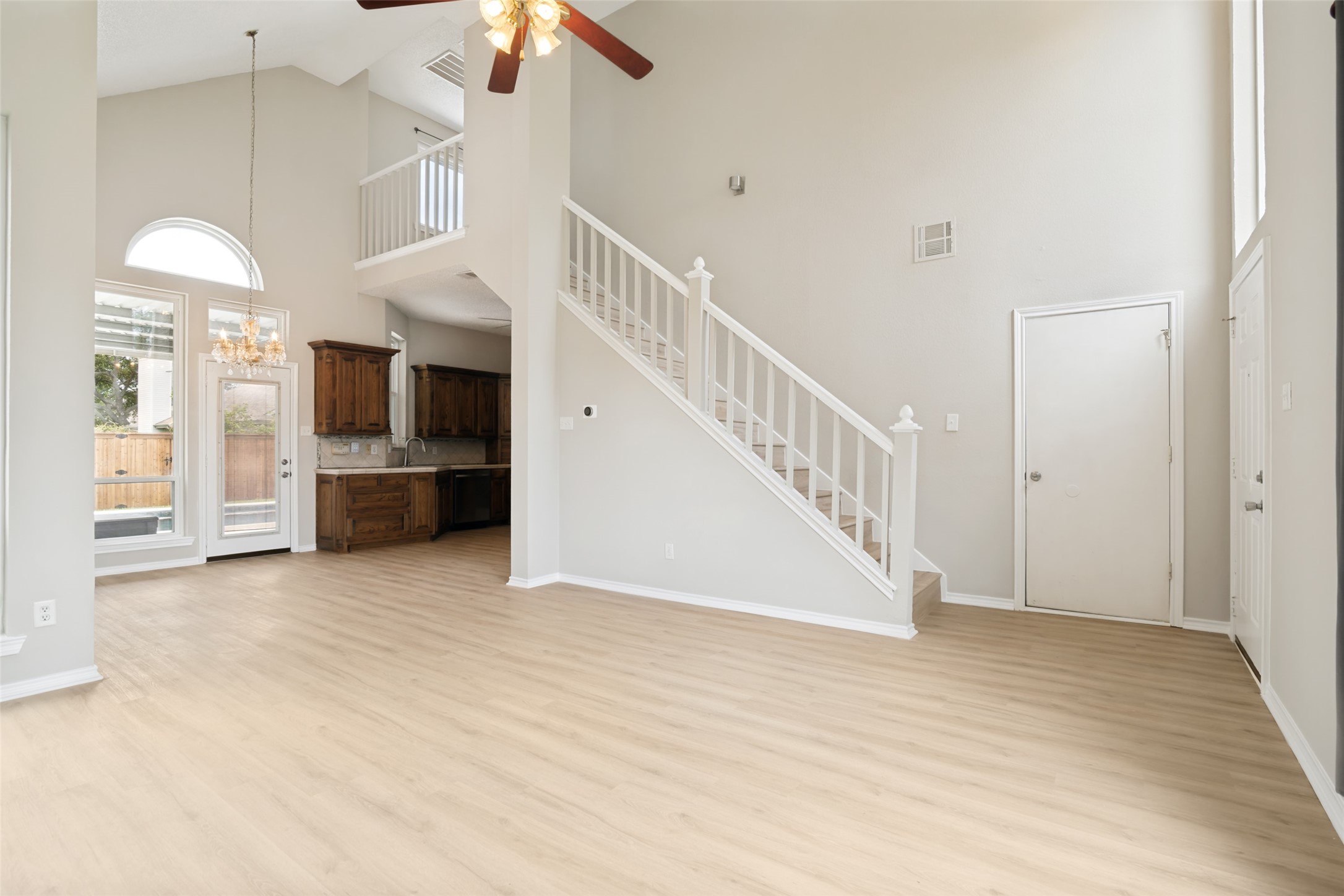 143 Cresthaven Drive
