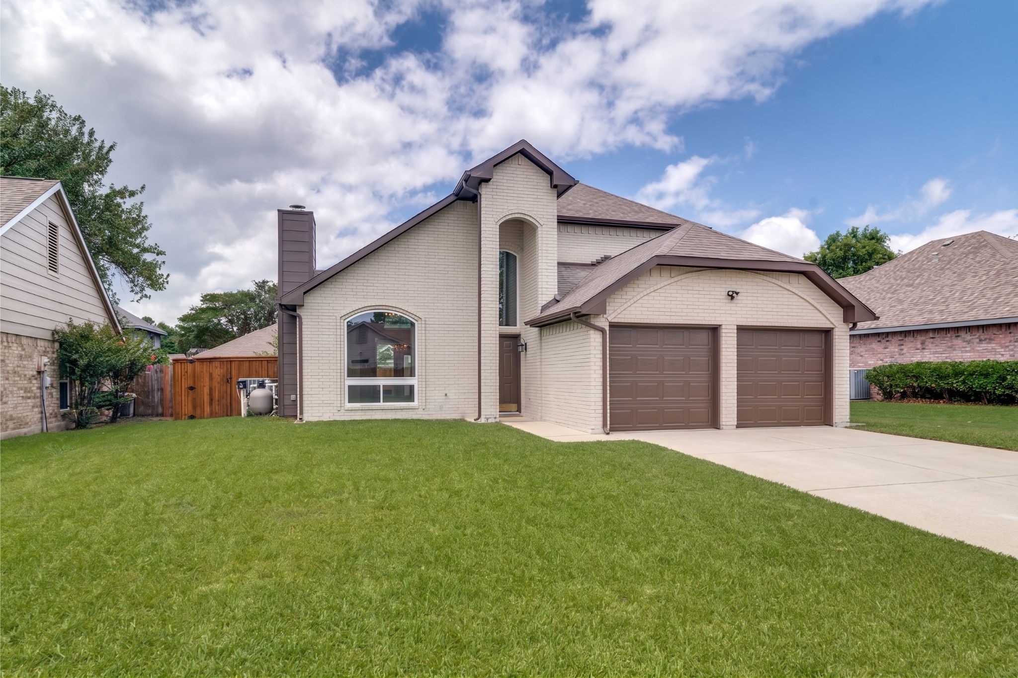 143 Cresthaven Drive
