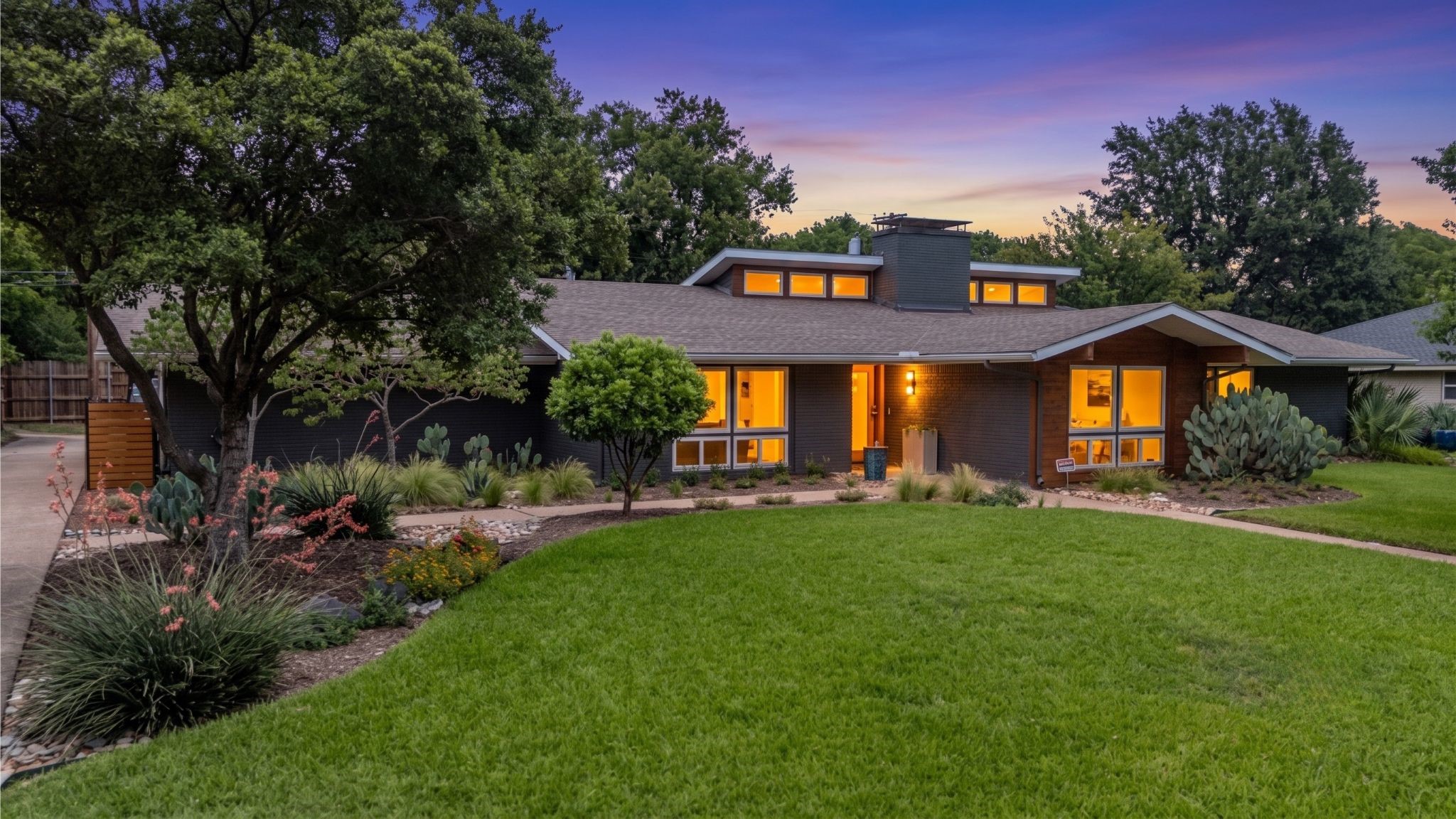 3923 Weeburn Drive