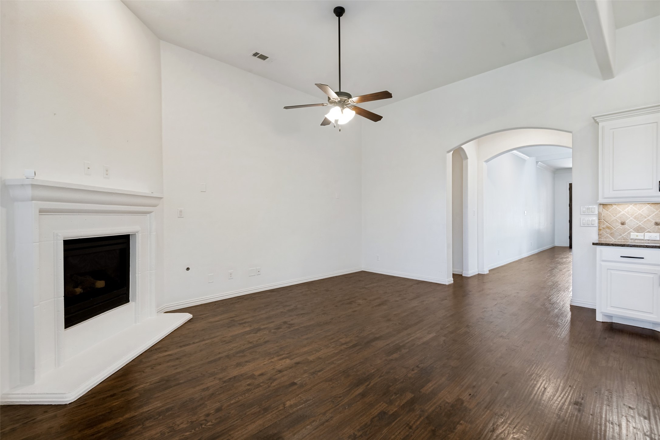 596 Deverson Drive