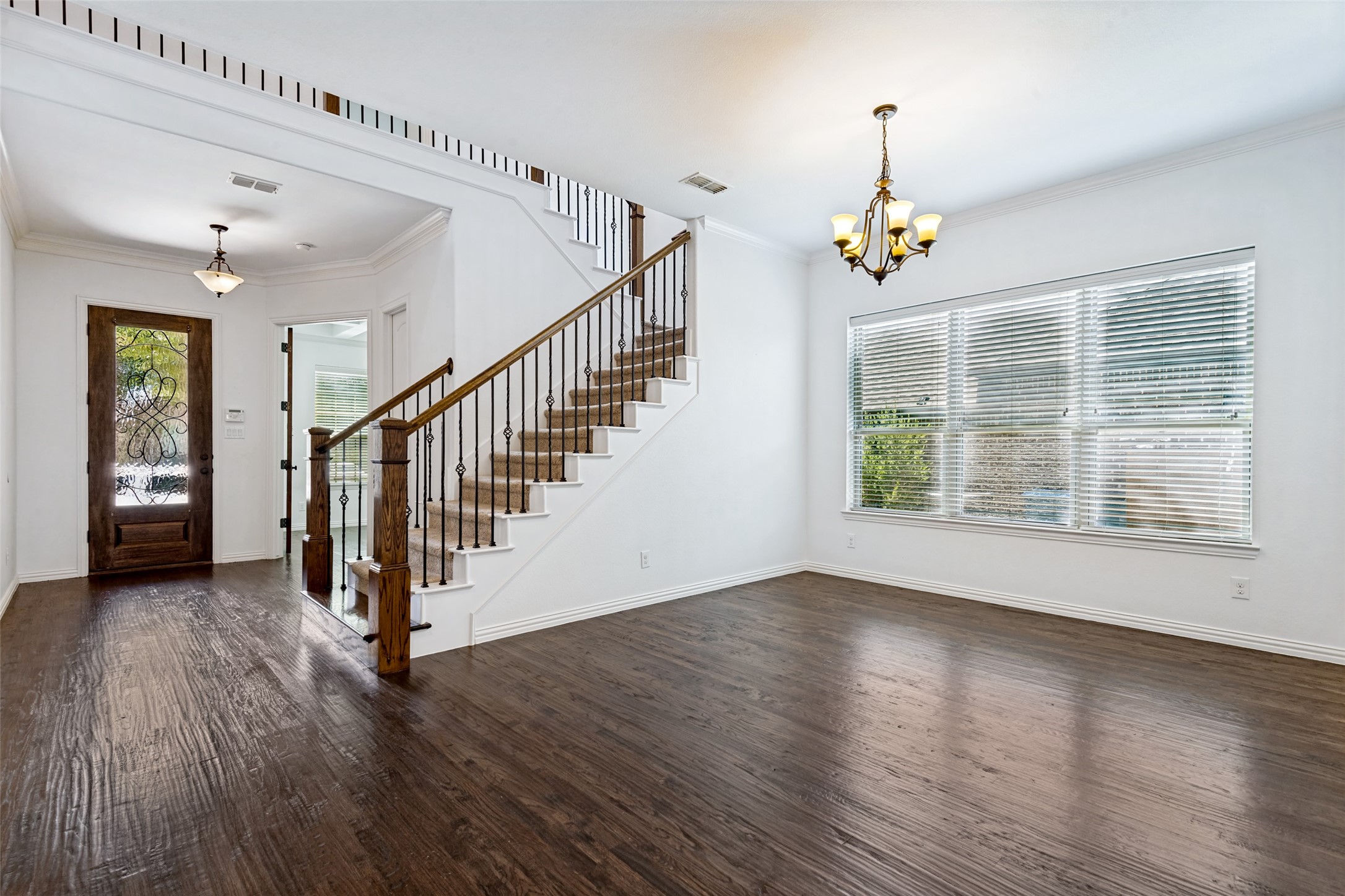 596 Deverson Drive