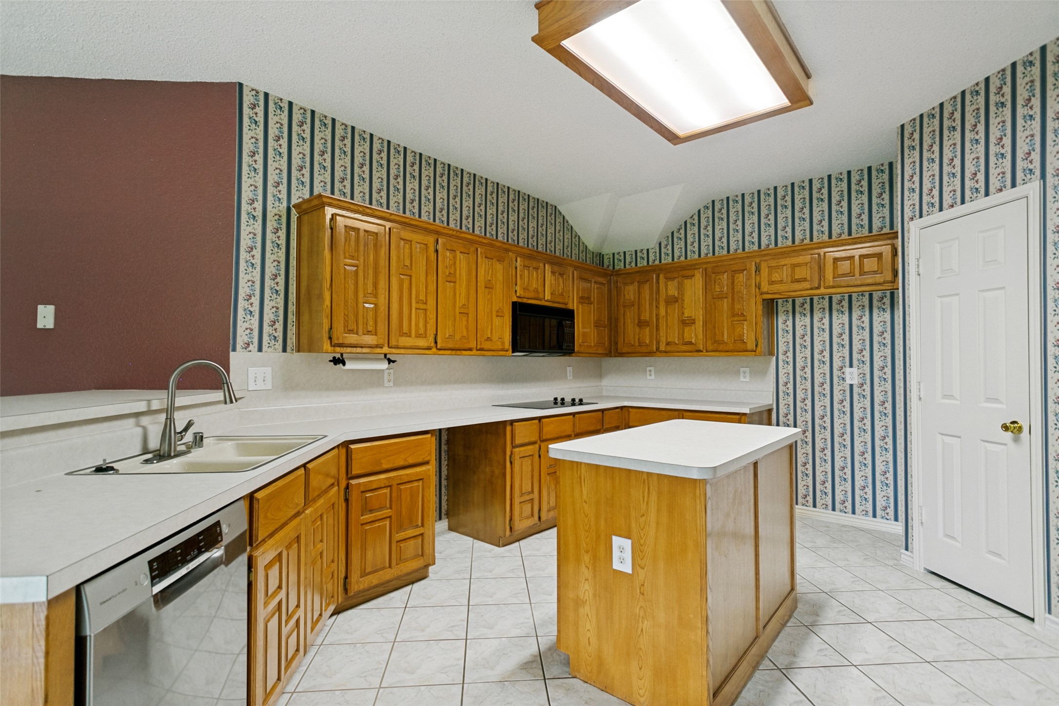 4801 Sunflower Drive
