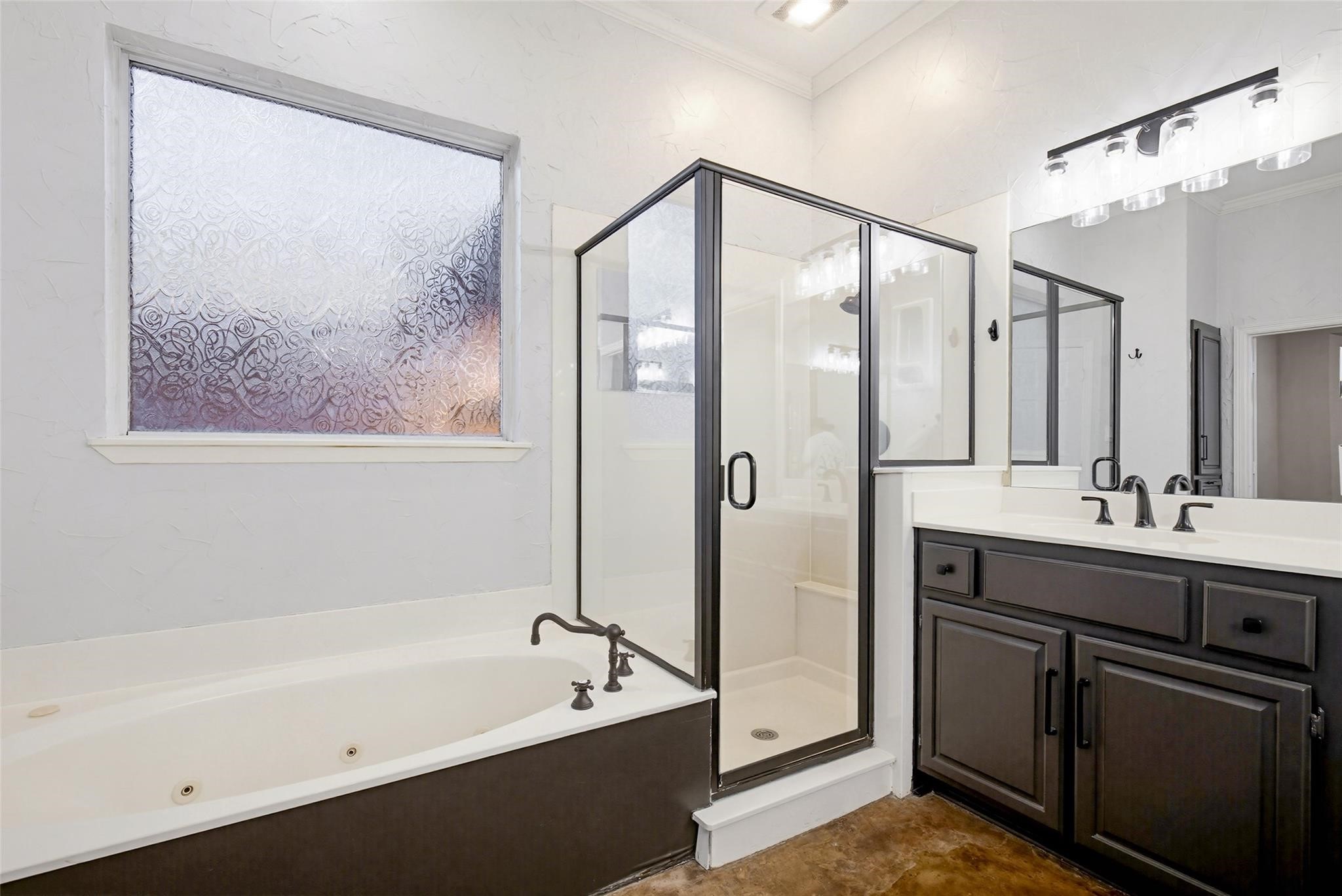 2112 Glendale Drive
