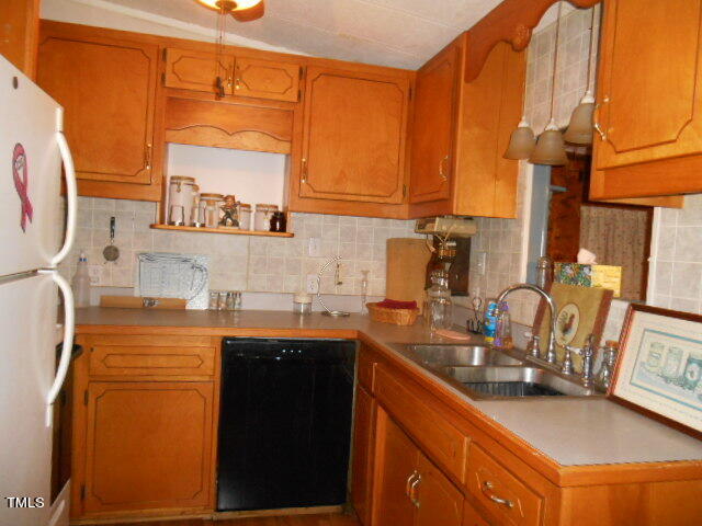 325 Tom Myers Road