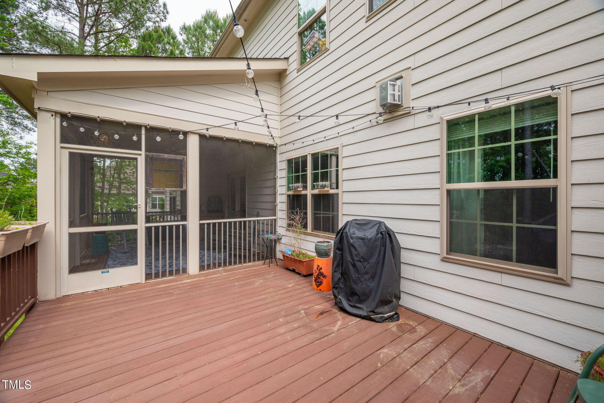 286 Dongola Street