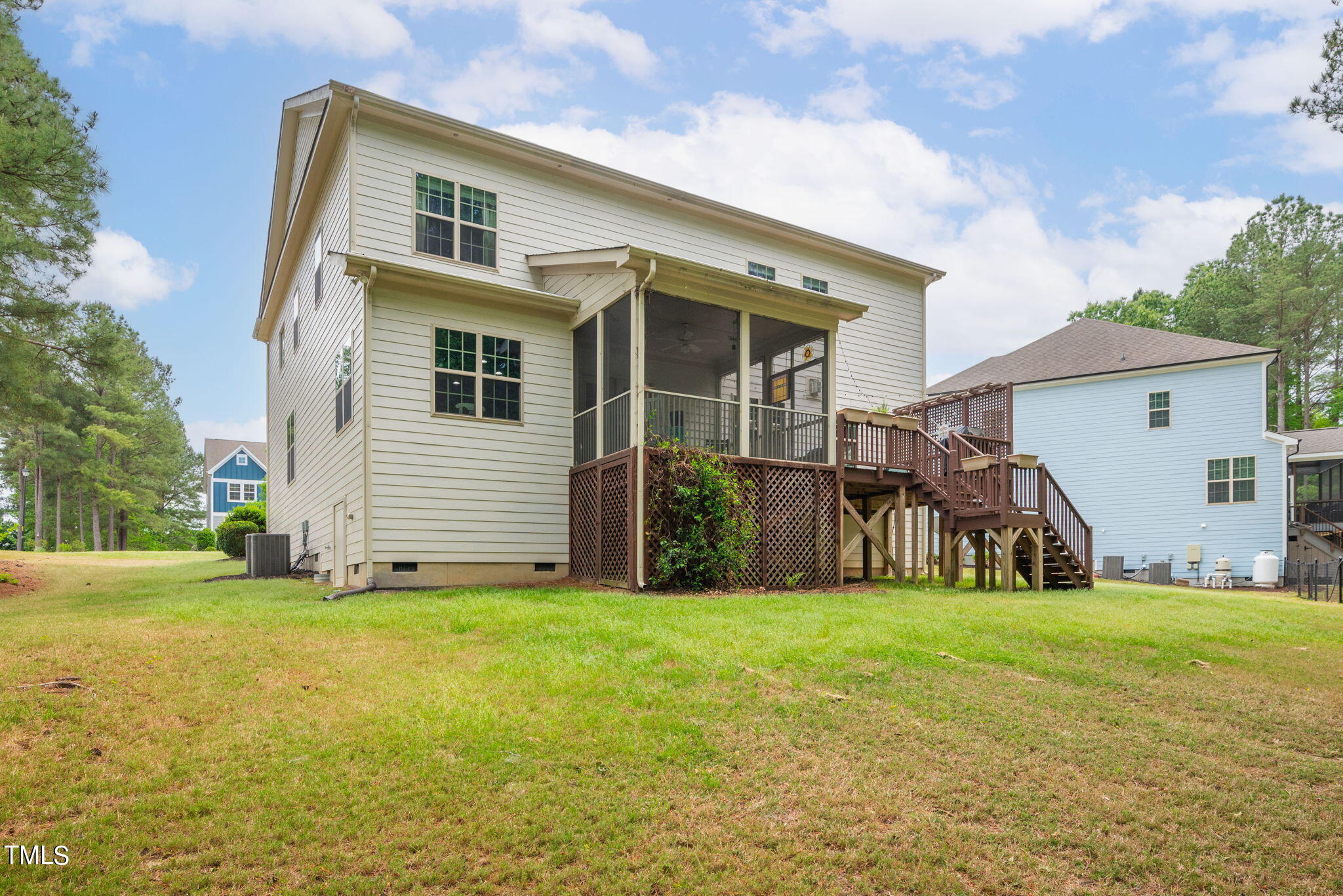 286 Dongola Street