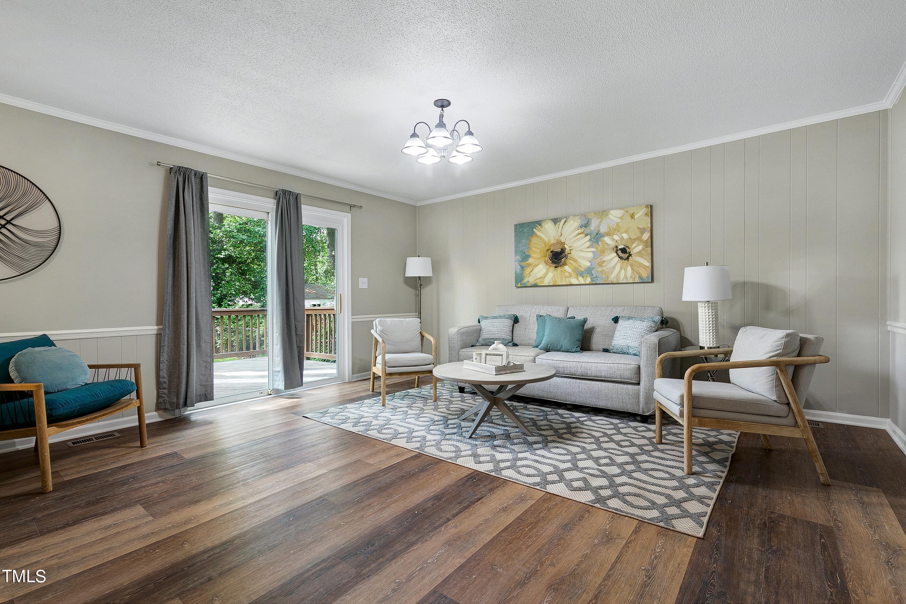 409 Carriage Lane