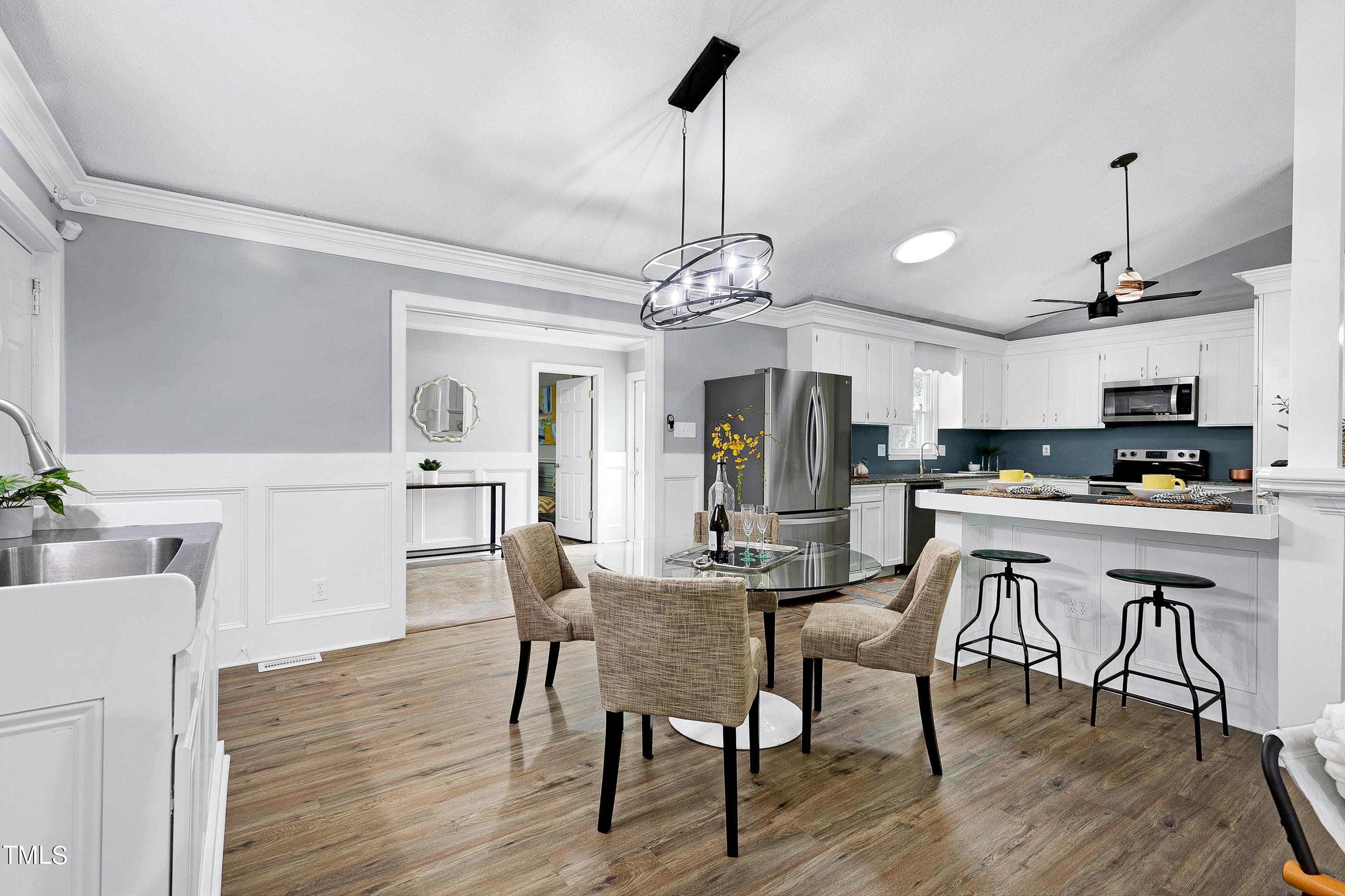 1110 Ashford Lane