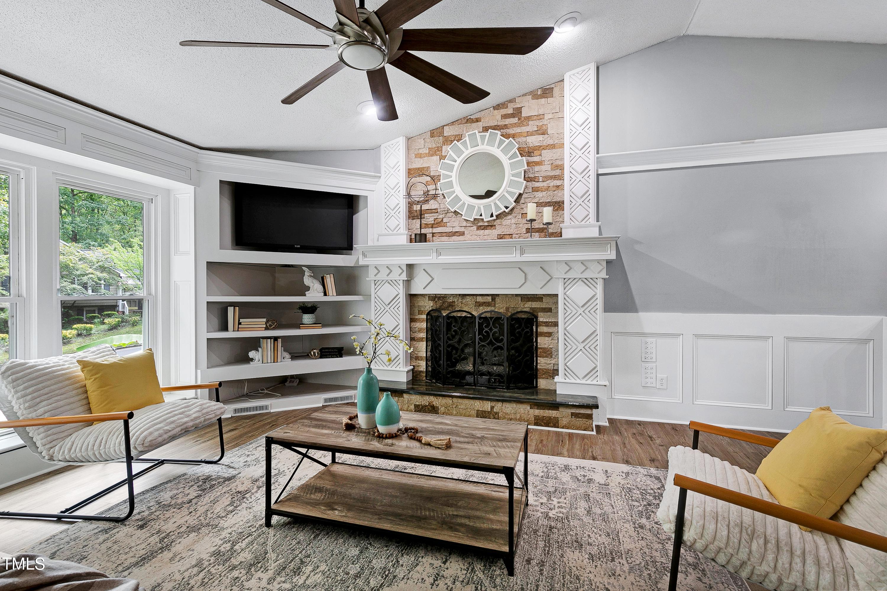 1110 Ashford Lane