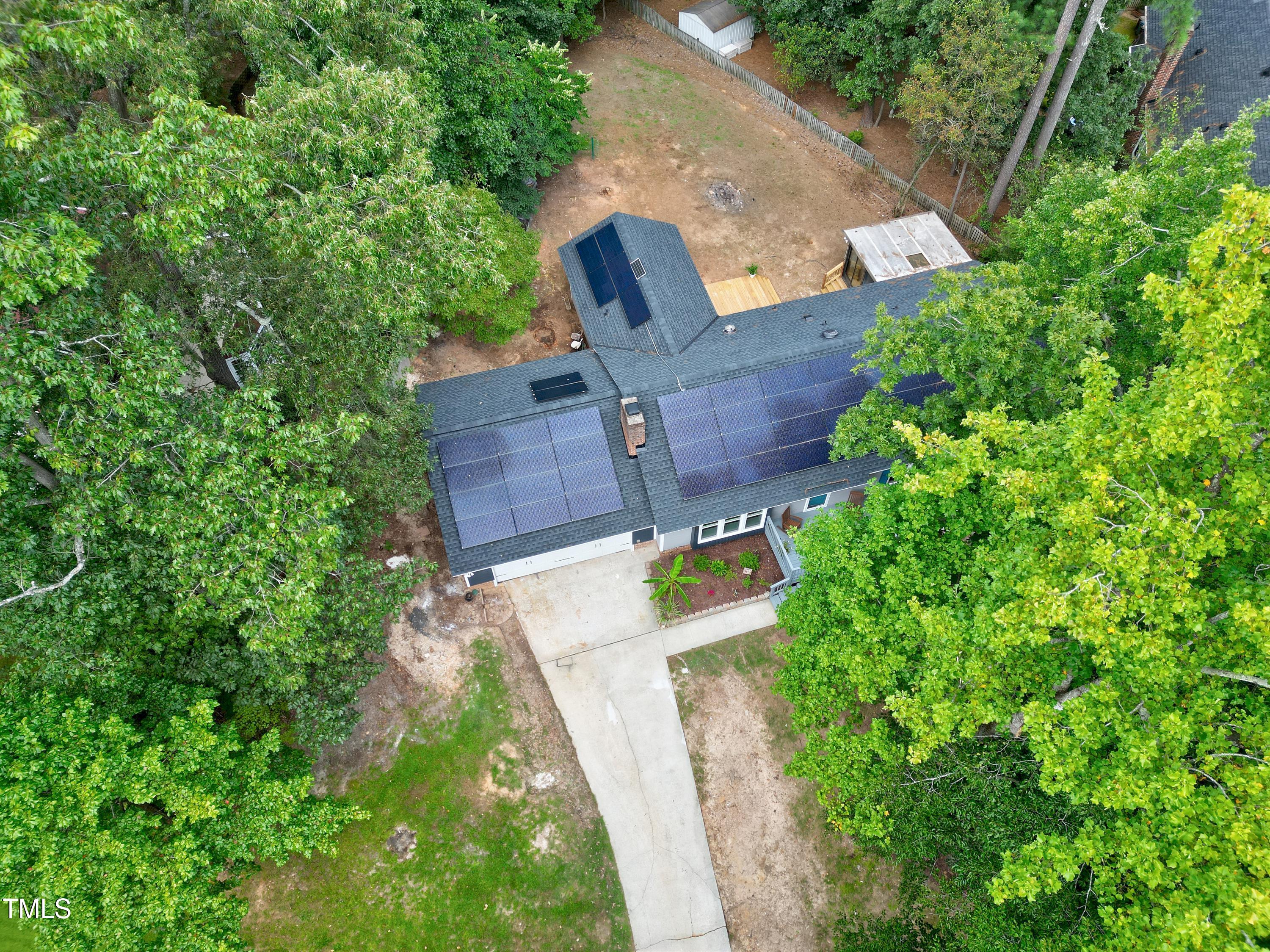 1110 Ashford Lane