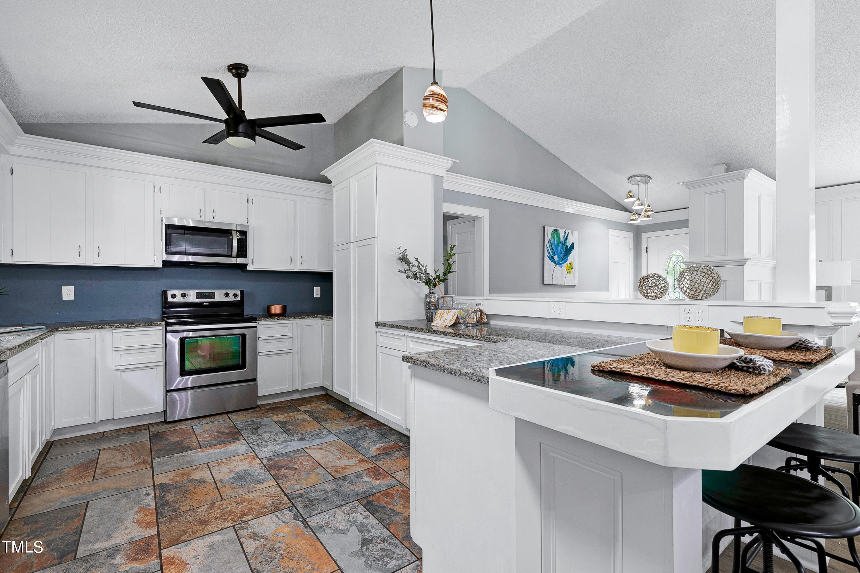 1110 Ashford Lane