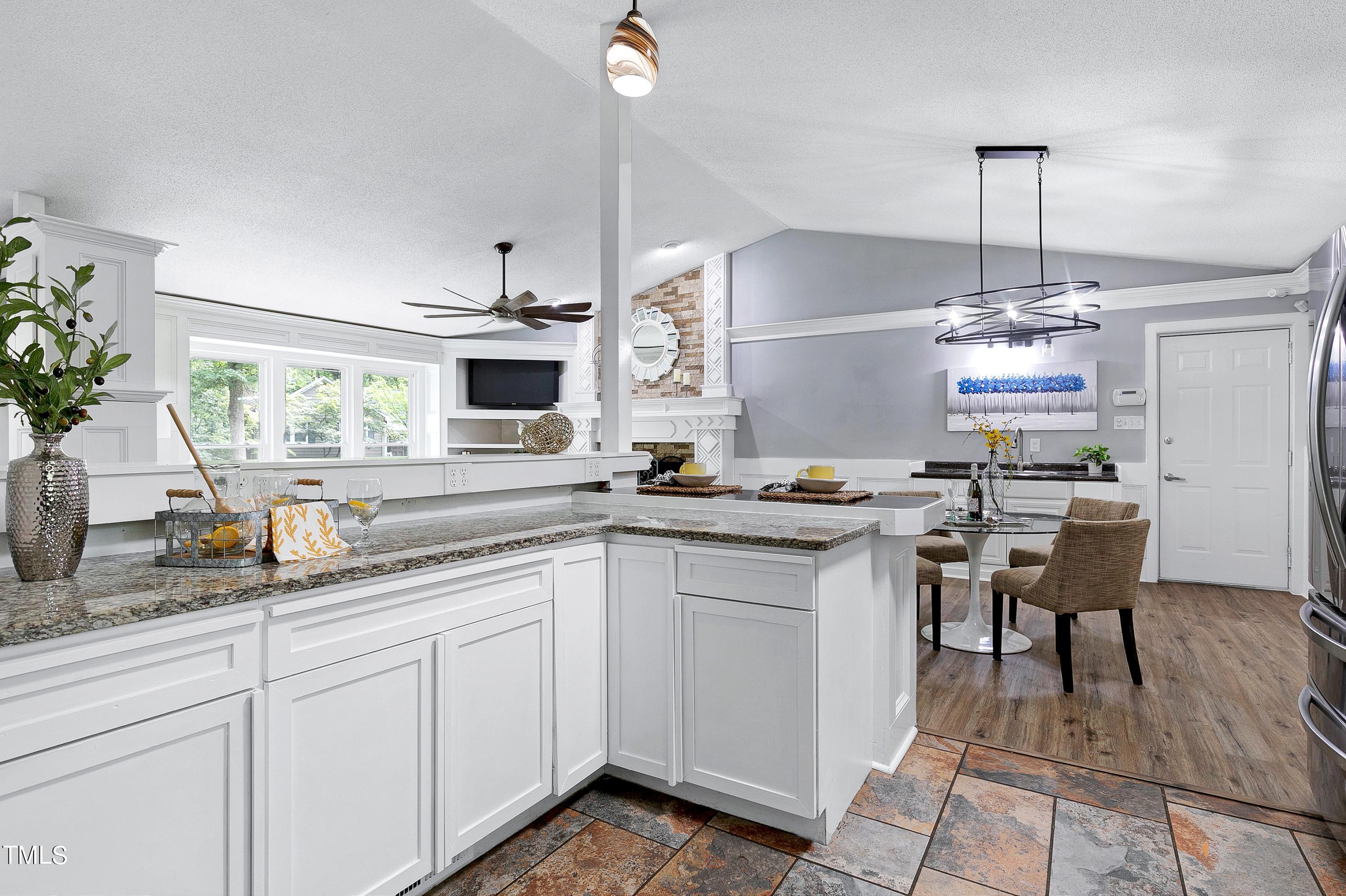 1110 Ashford Lane