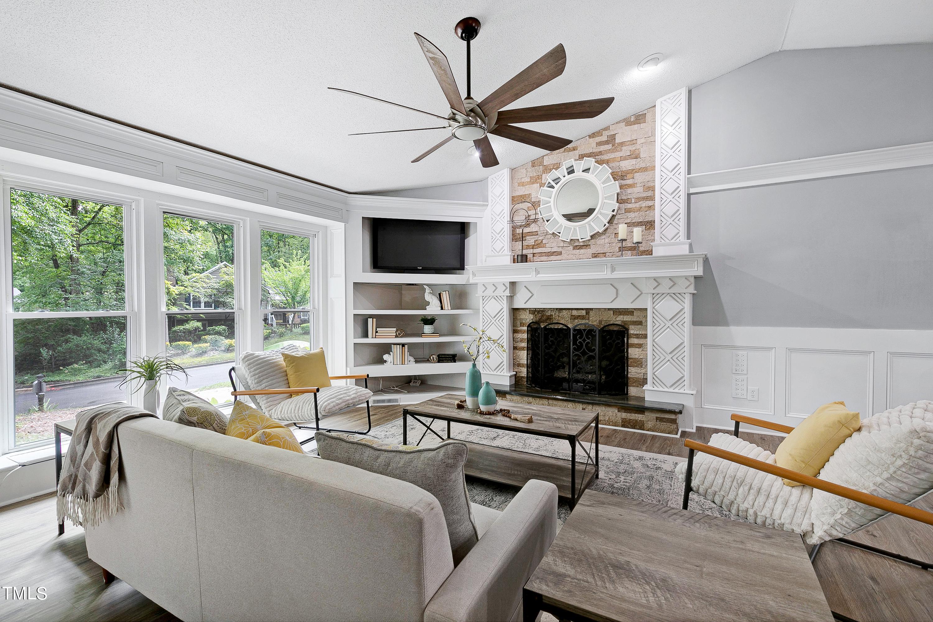 1110 Ashford Lane