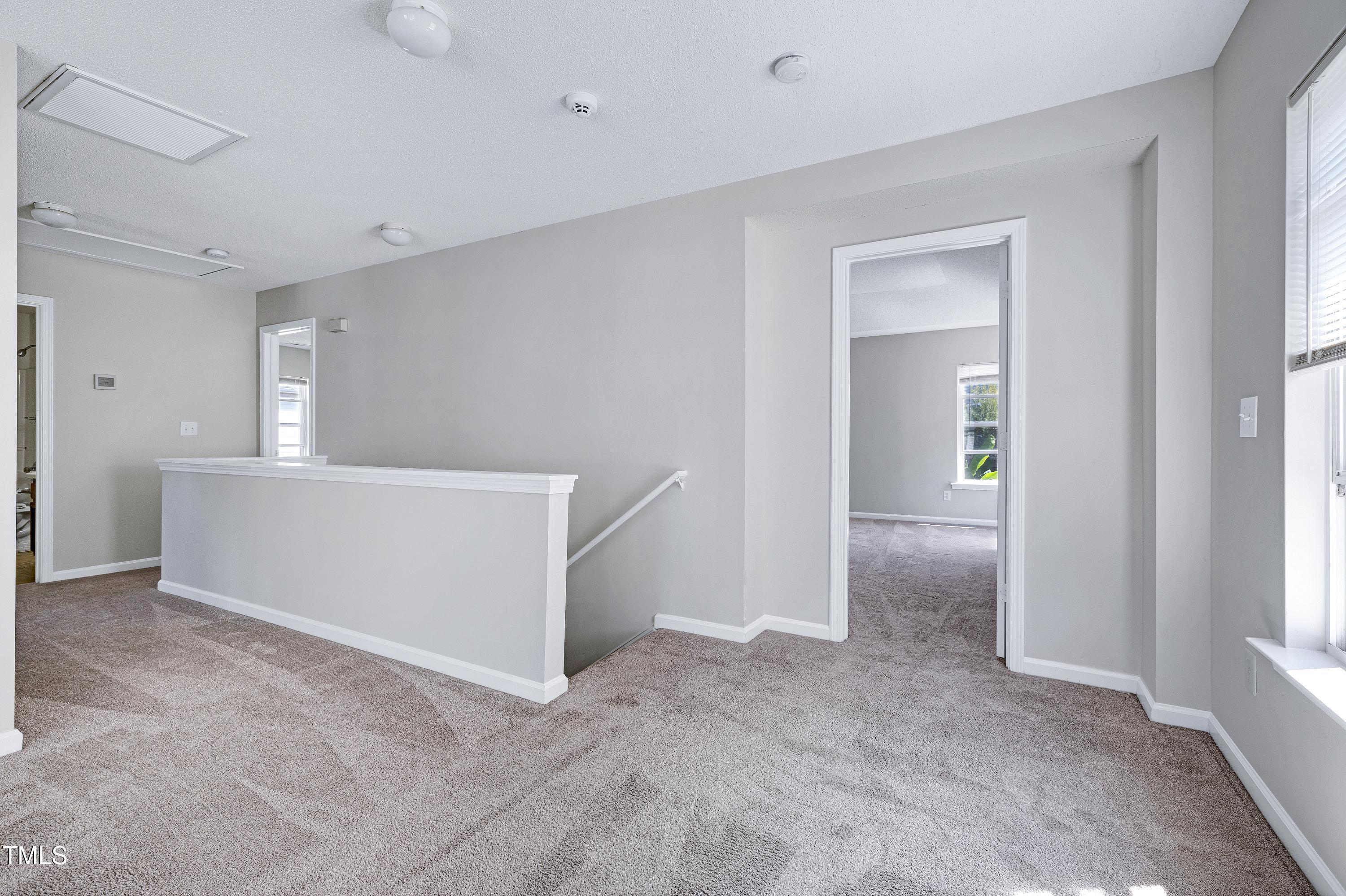 2817 Roundleaf Court