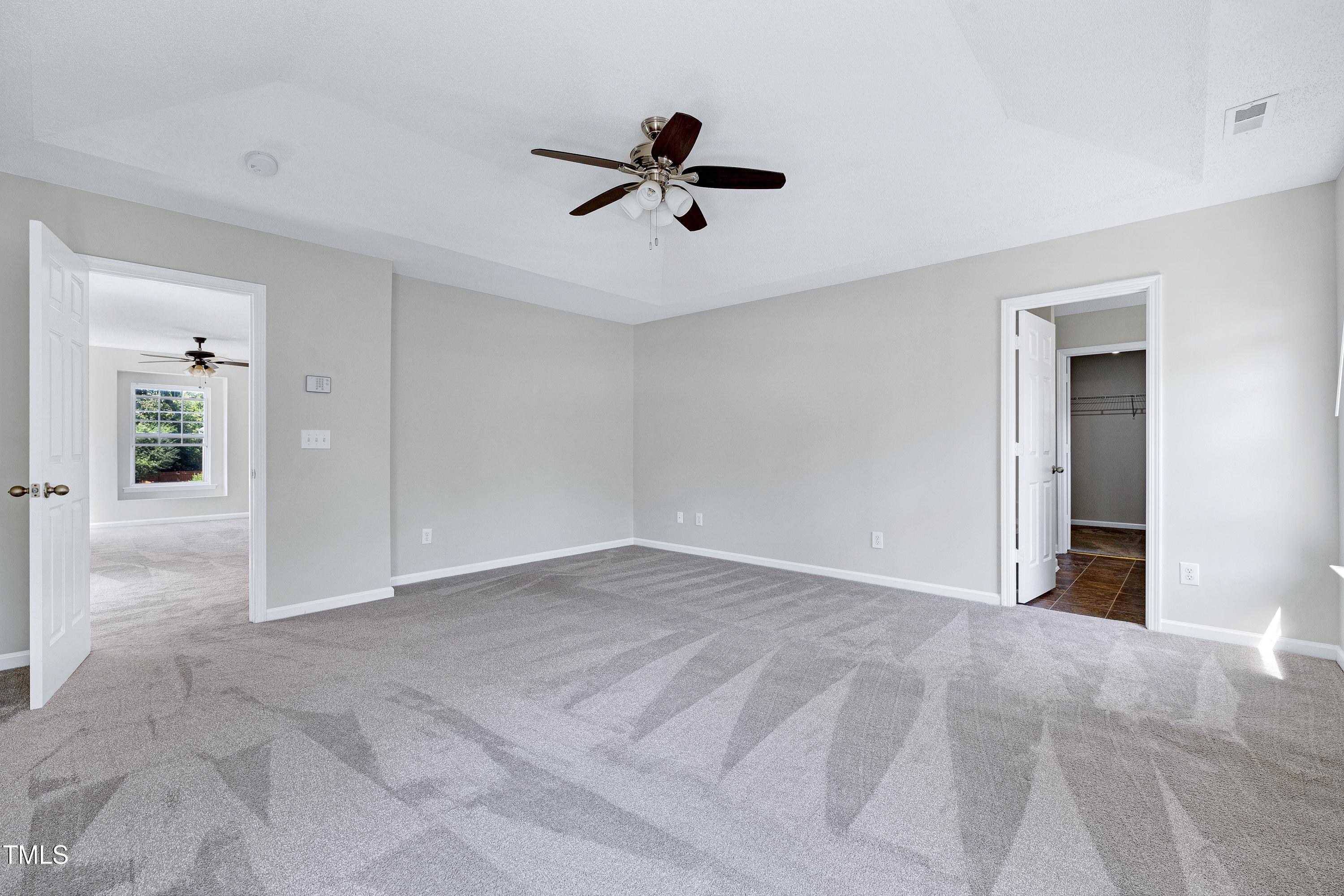 2817 Roundleaf Court