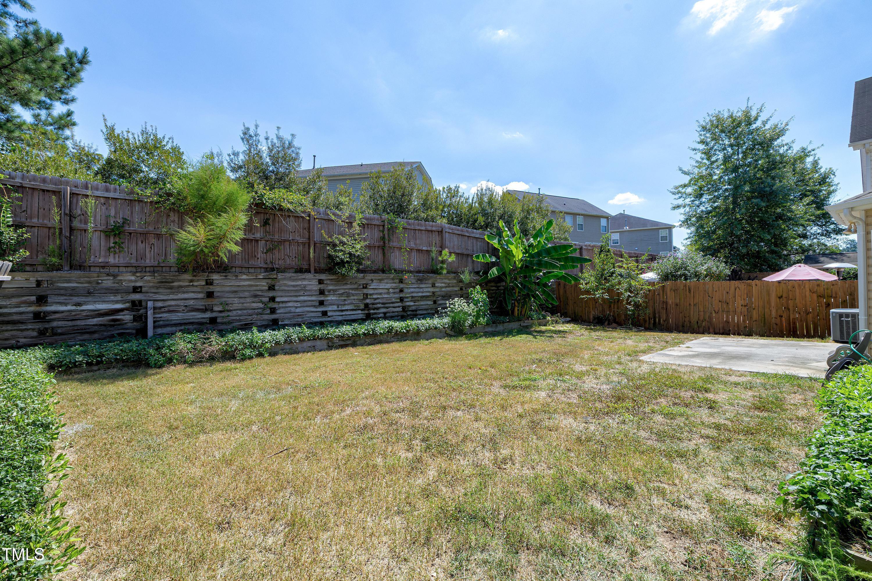 2817 Roundleaf Court