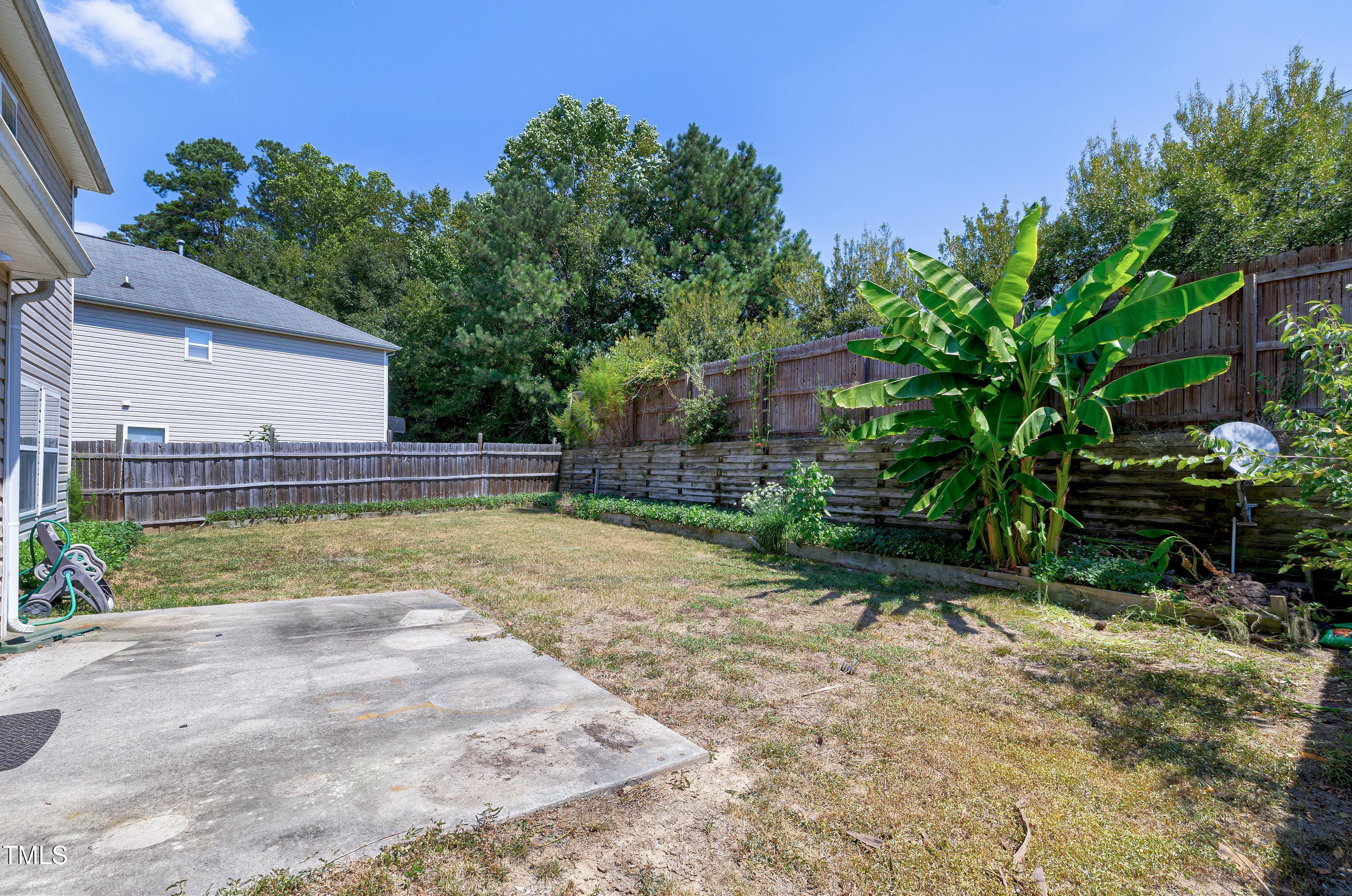 2817 Roundleaf Court