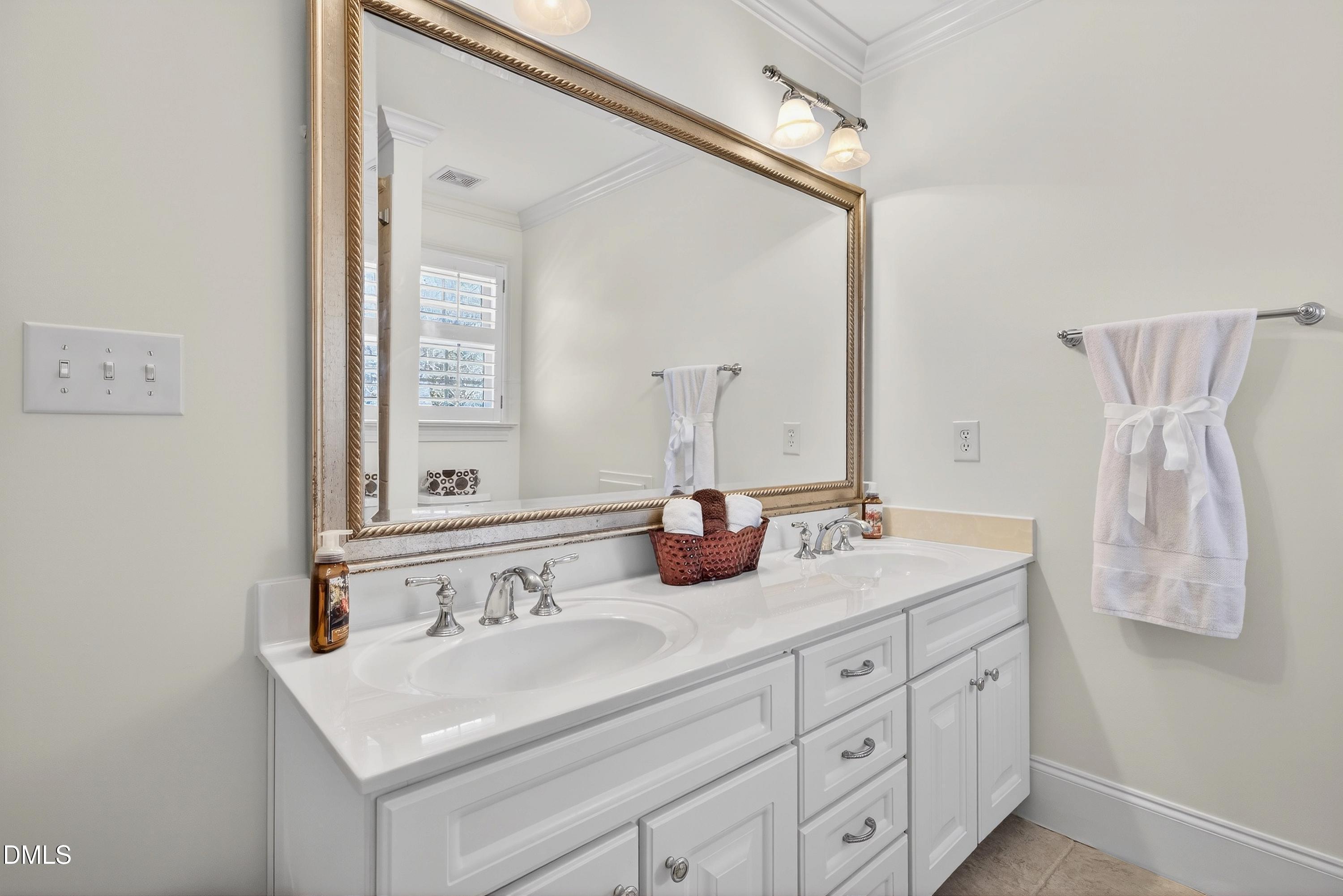 4511 Greenbreeze Lane