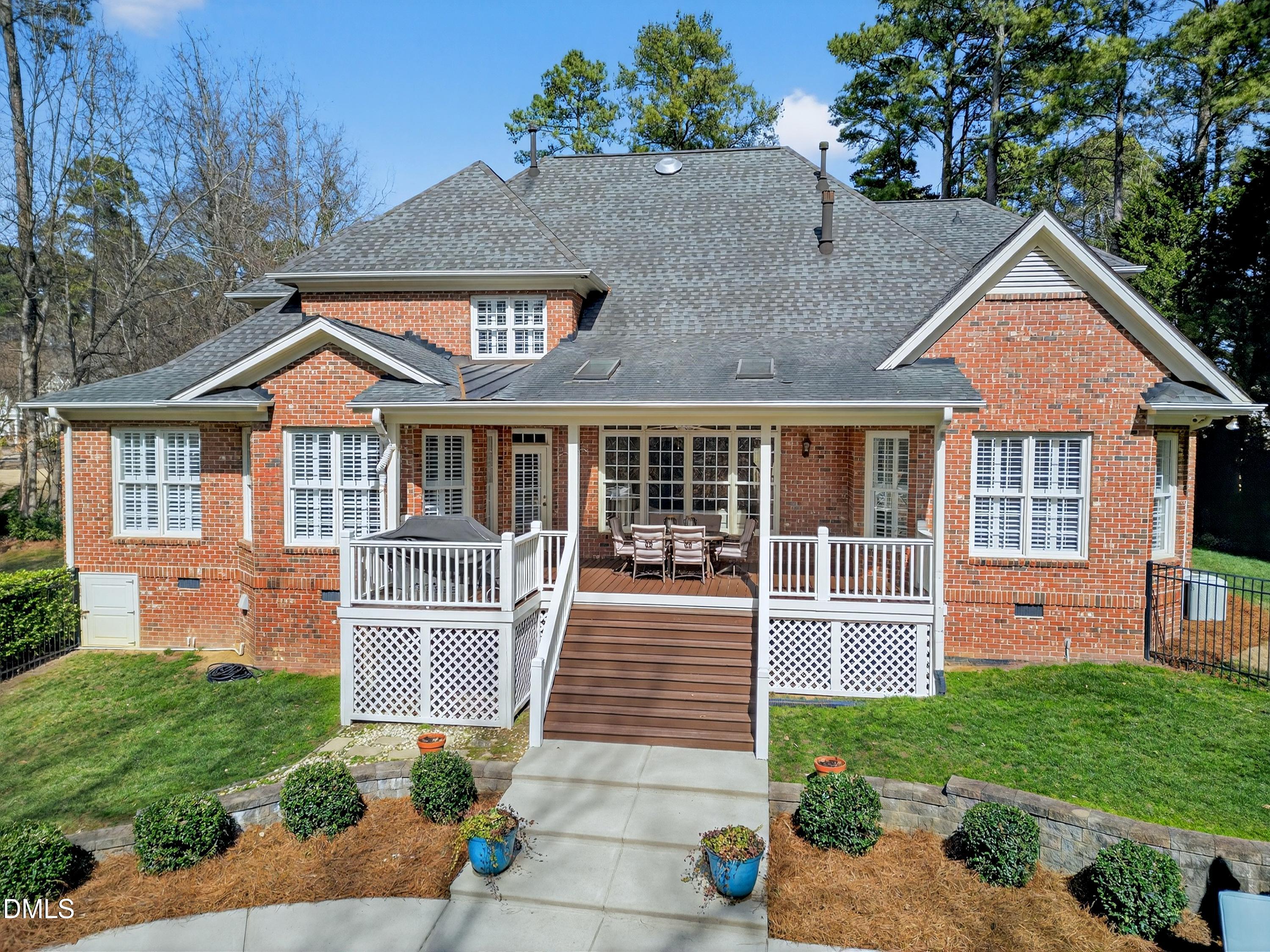 4511 Greenbreeze Lane