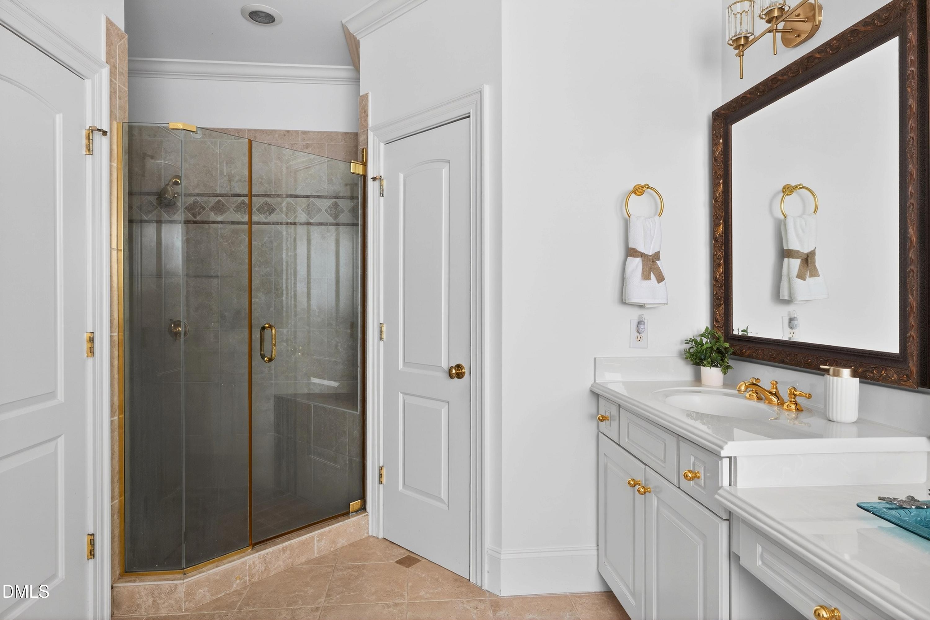 4511 Greenbreeze Lane