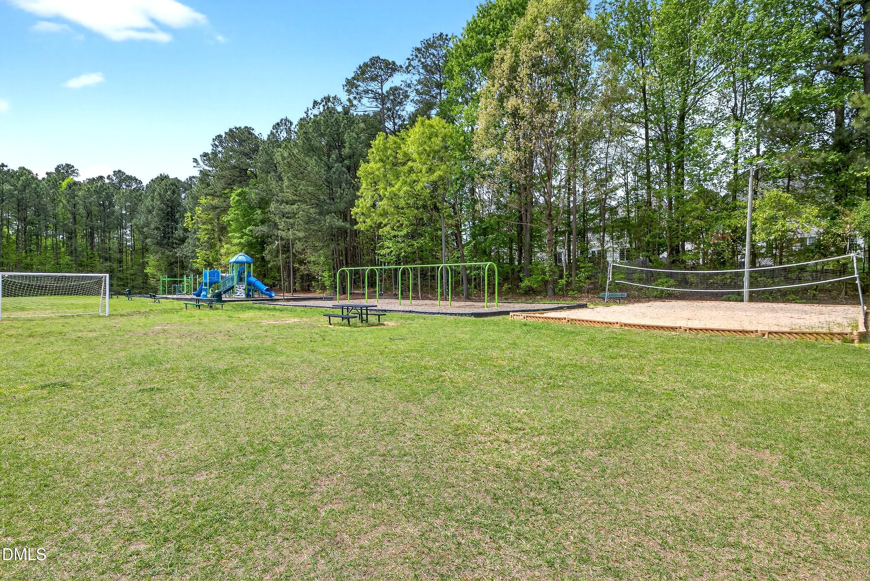9432 Cartersville Court