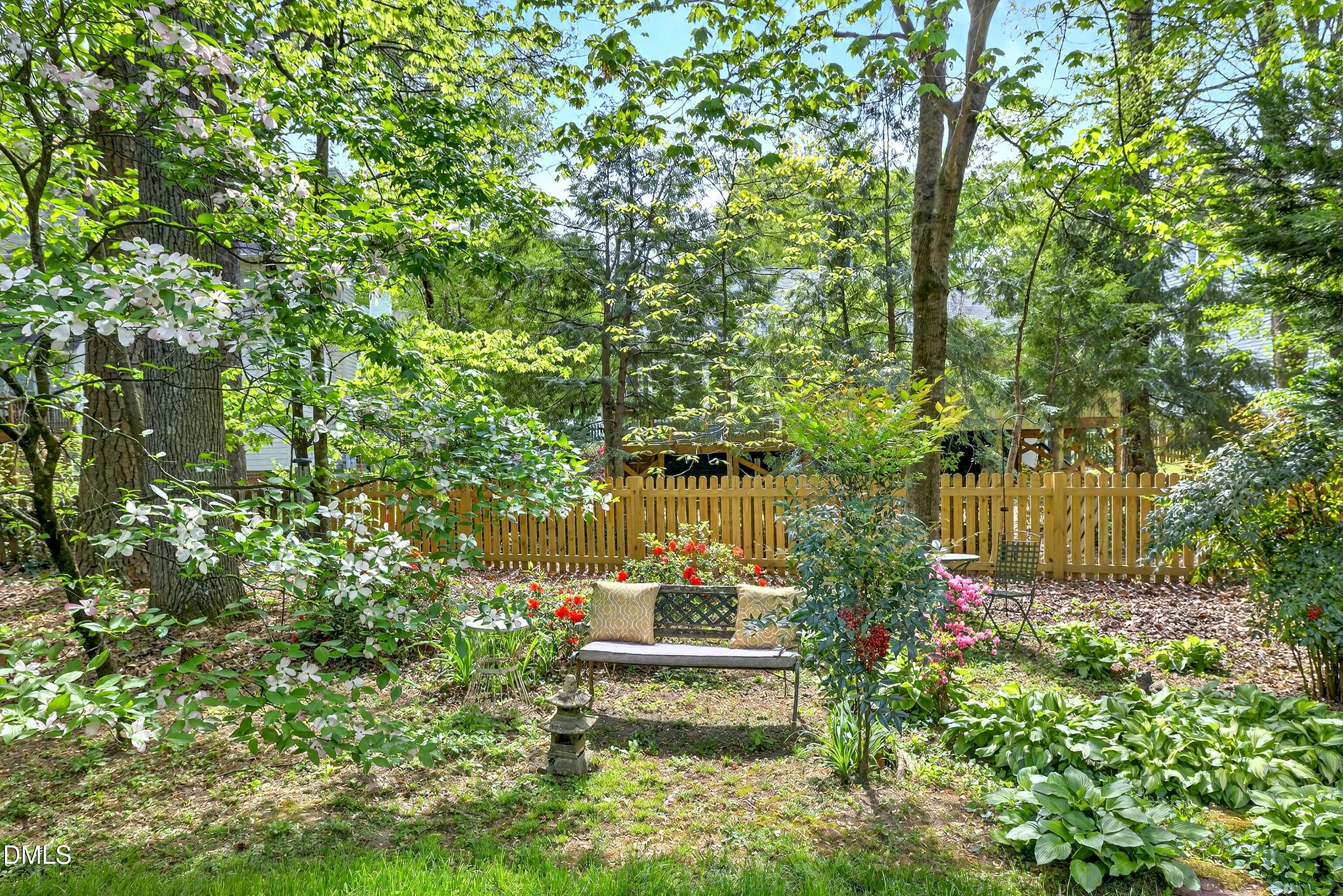 9432 Cartersville Court