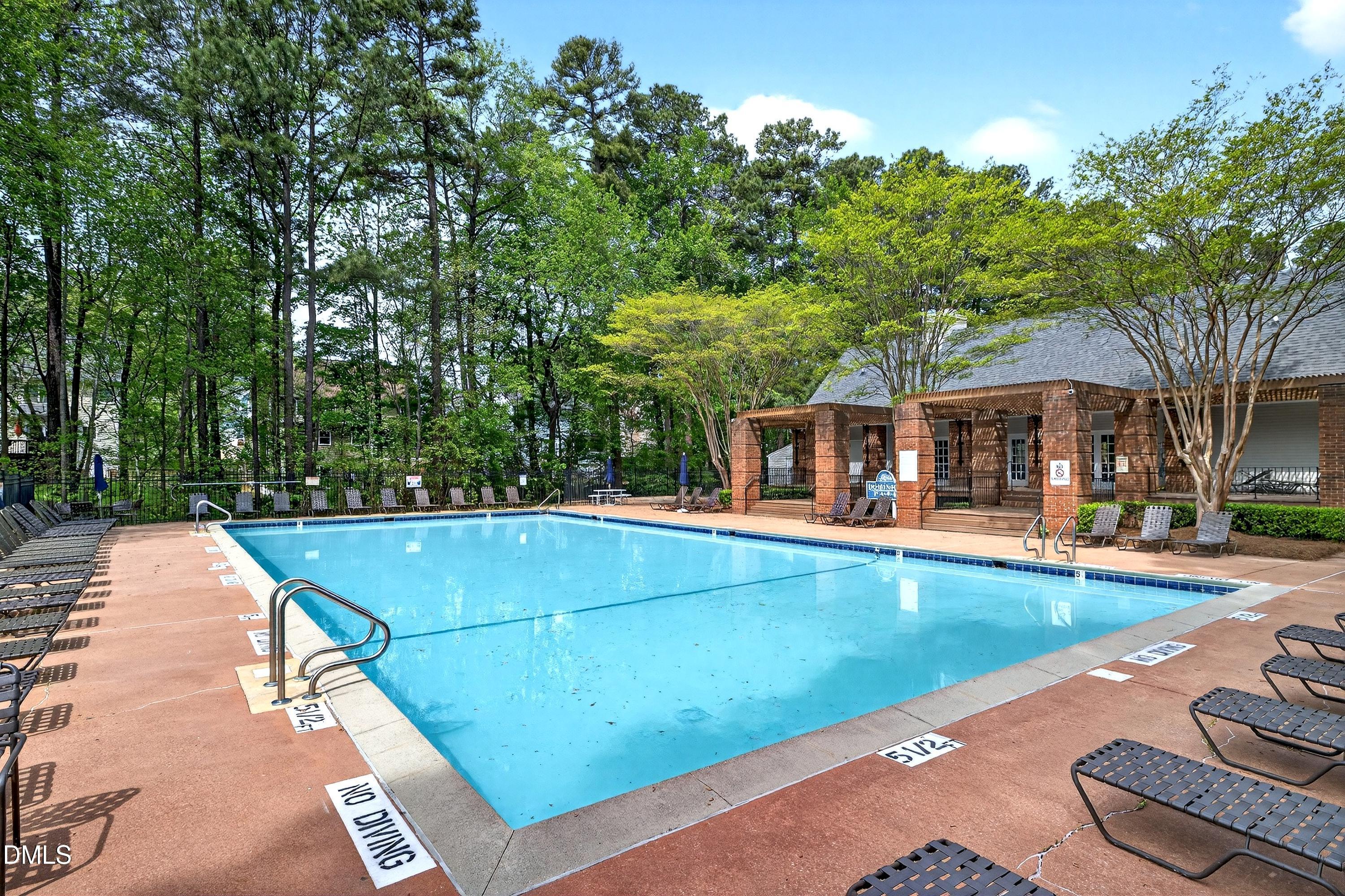 9432 Cartersville Court