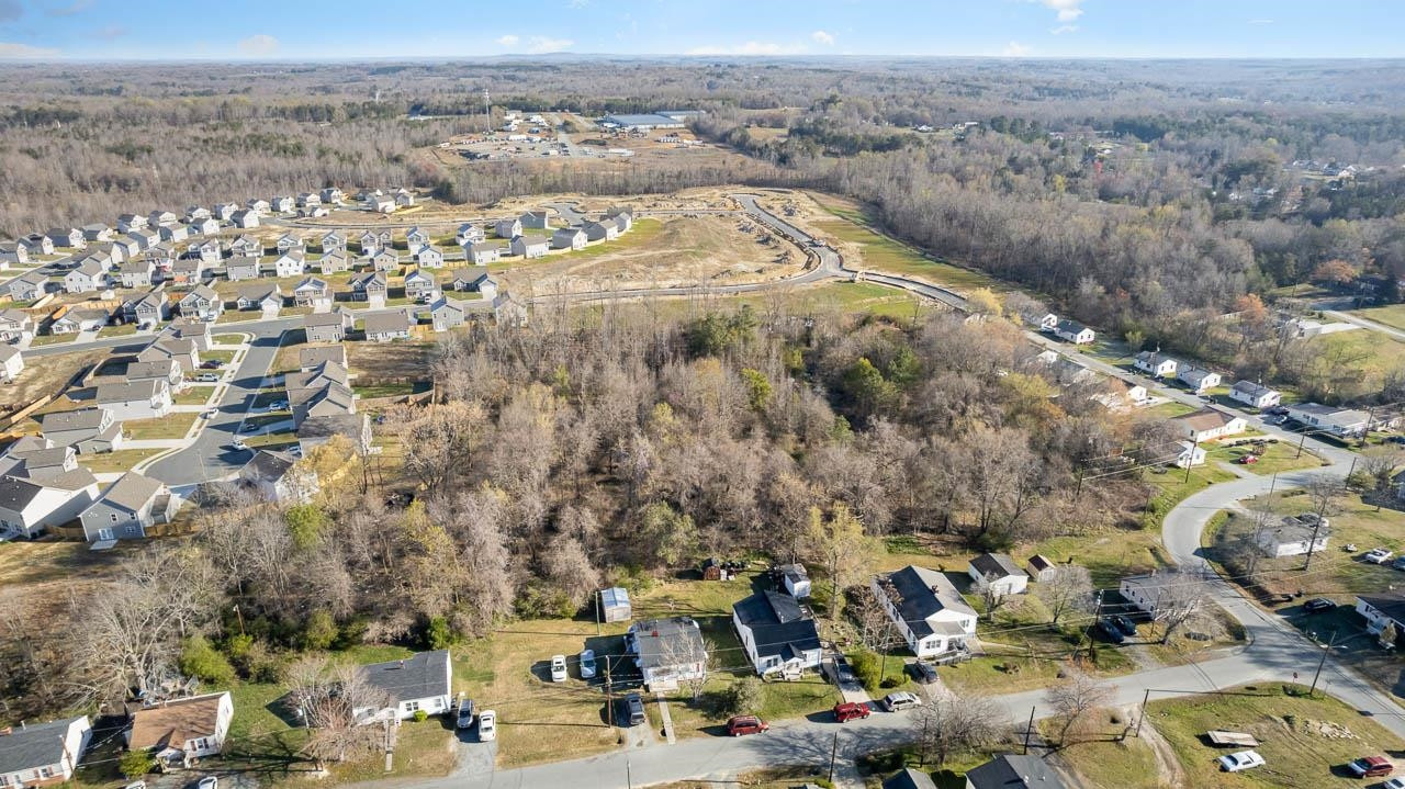 1836 Goldfinch Trail