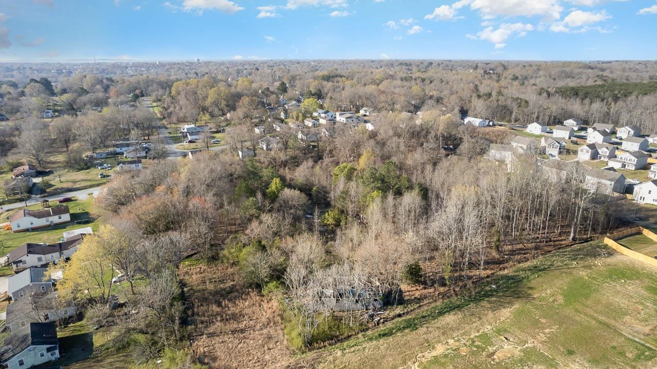 1836 Goldfinch Trail