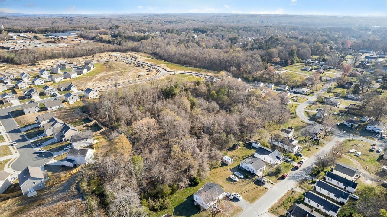 1836 Goldfinch Trail