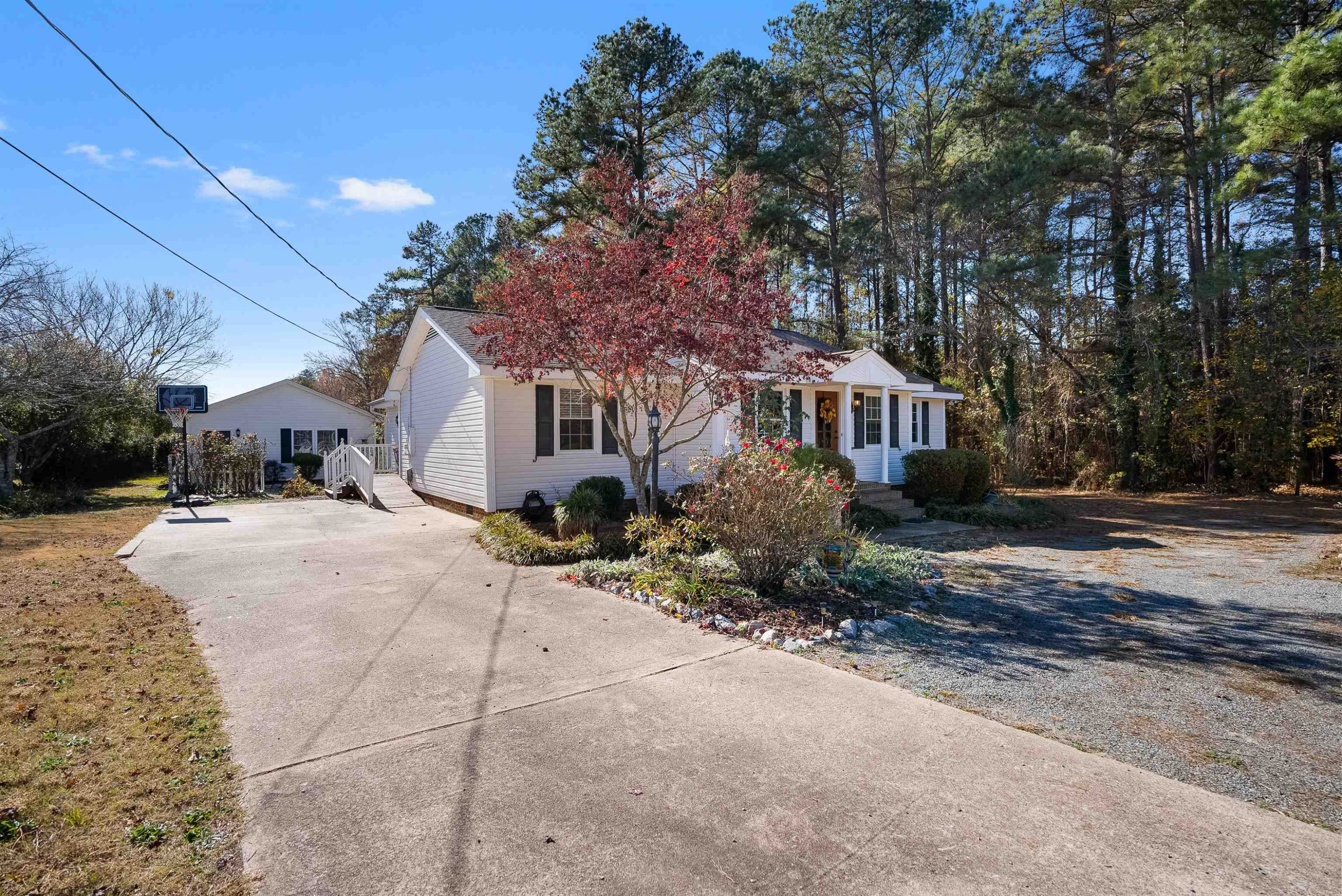 6017 Burt Road