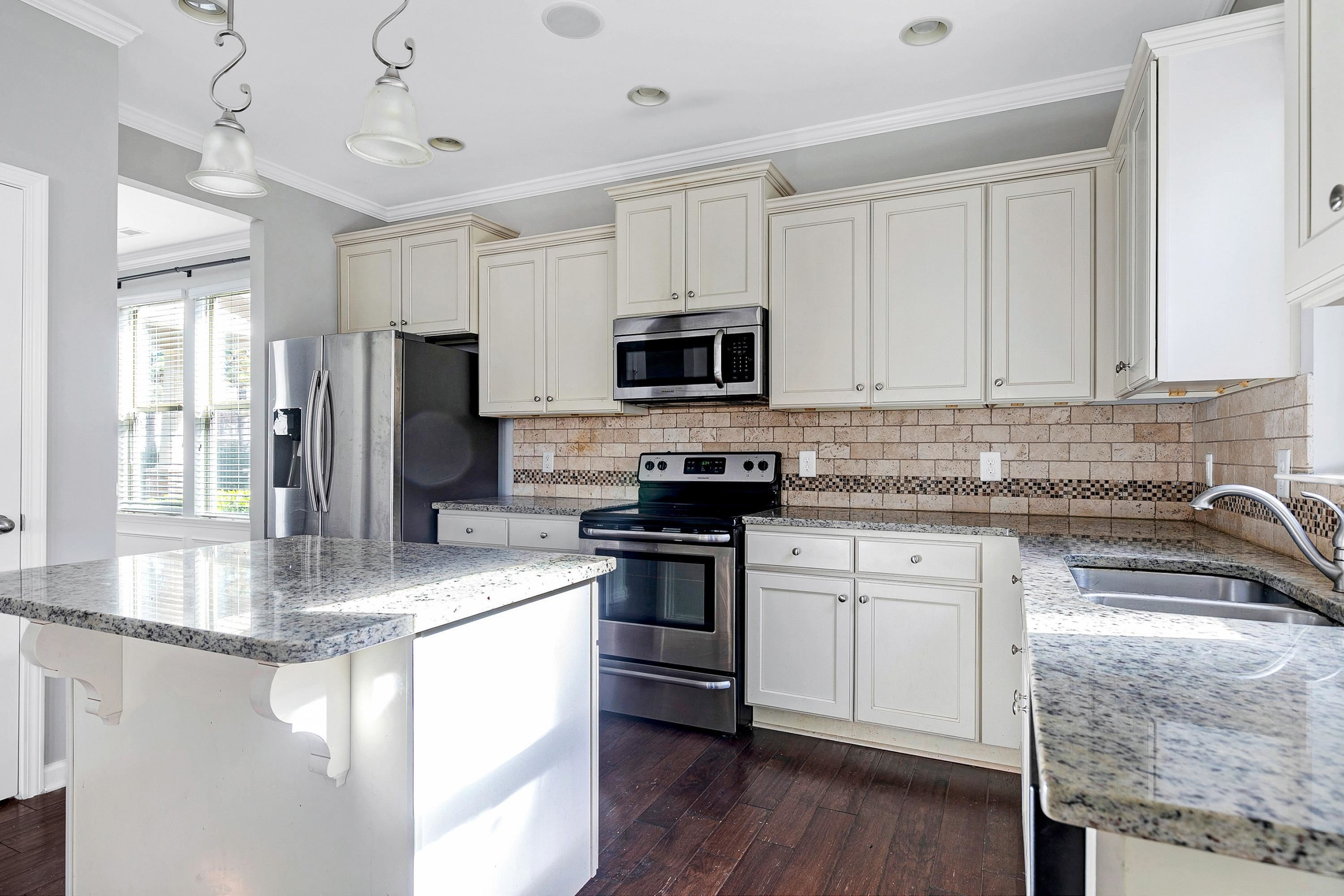 304 Crosstie Street