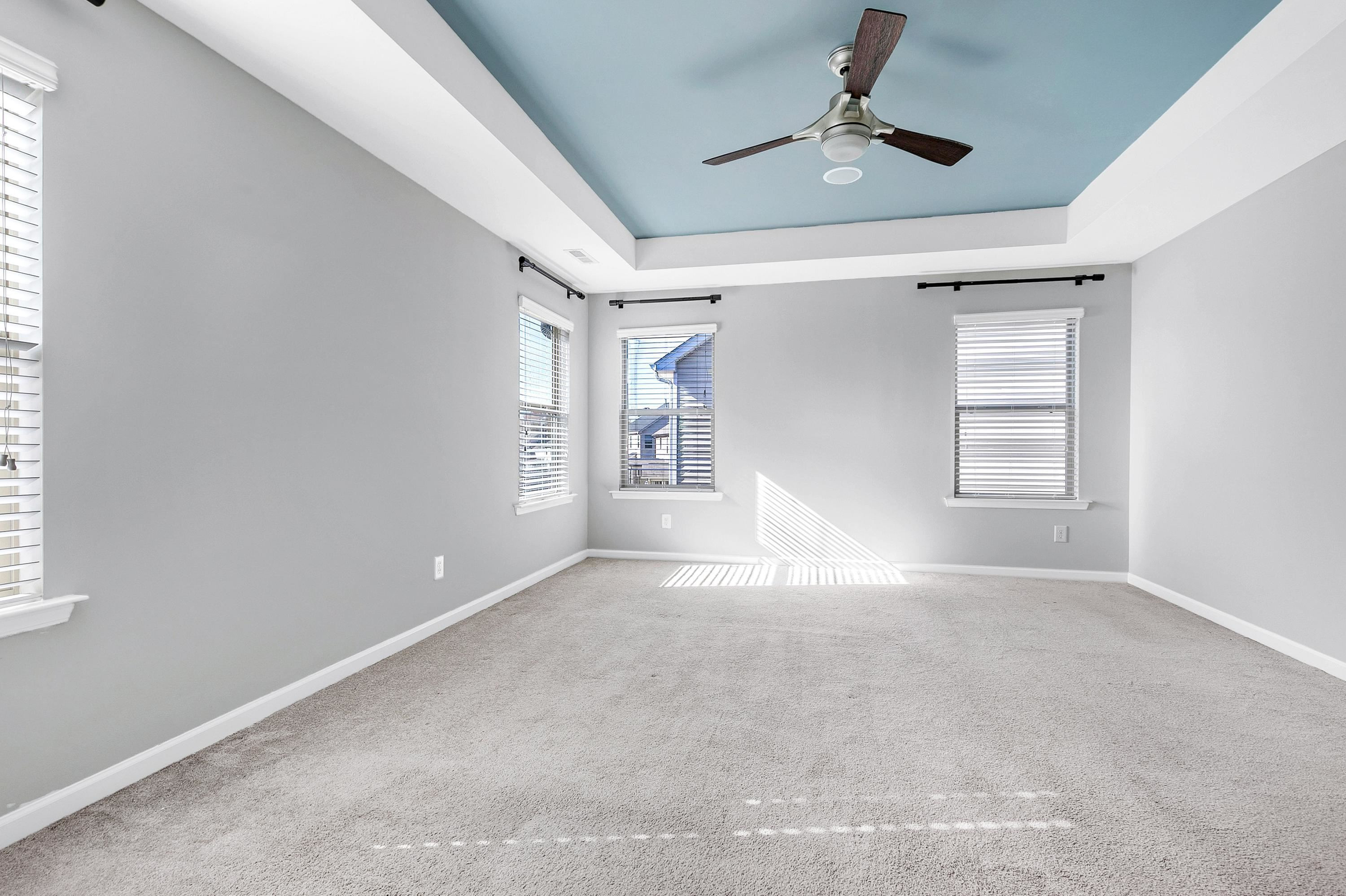304 Crosstie Street