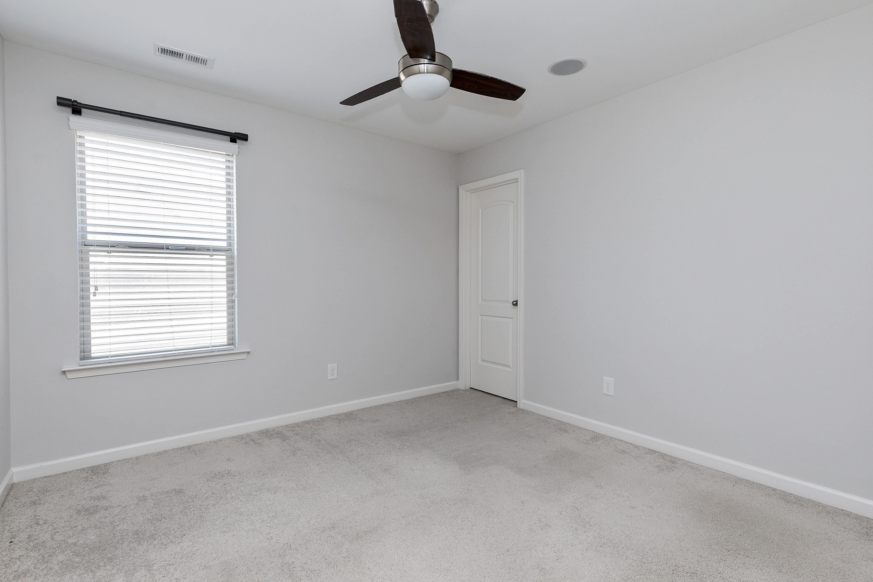 304 Crosstie Street